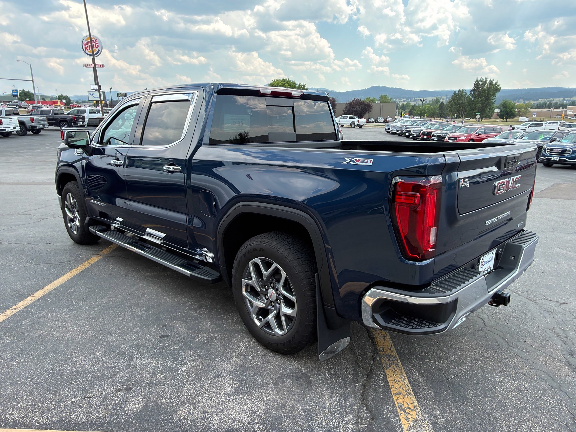 2023 GMC Sierra 1500 SLT