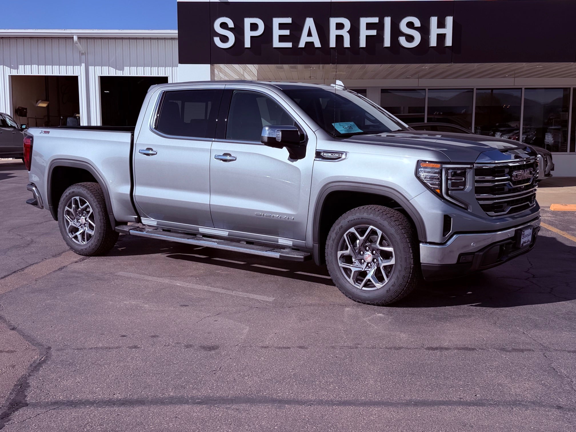 2026 GMC Sierra 1500 SLT