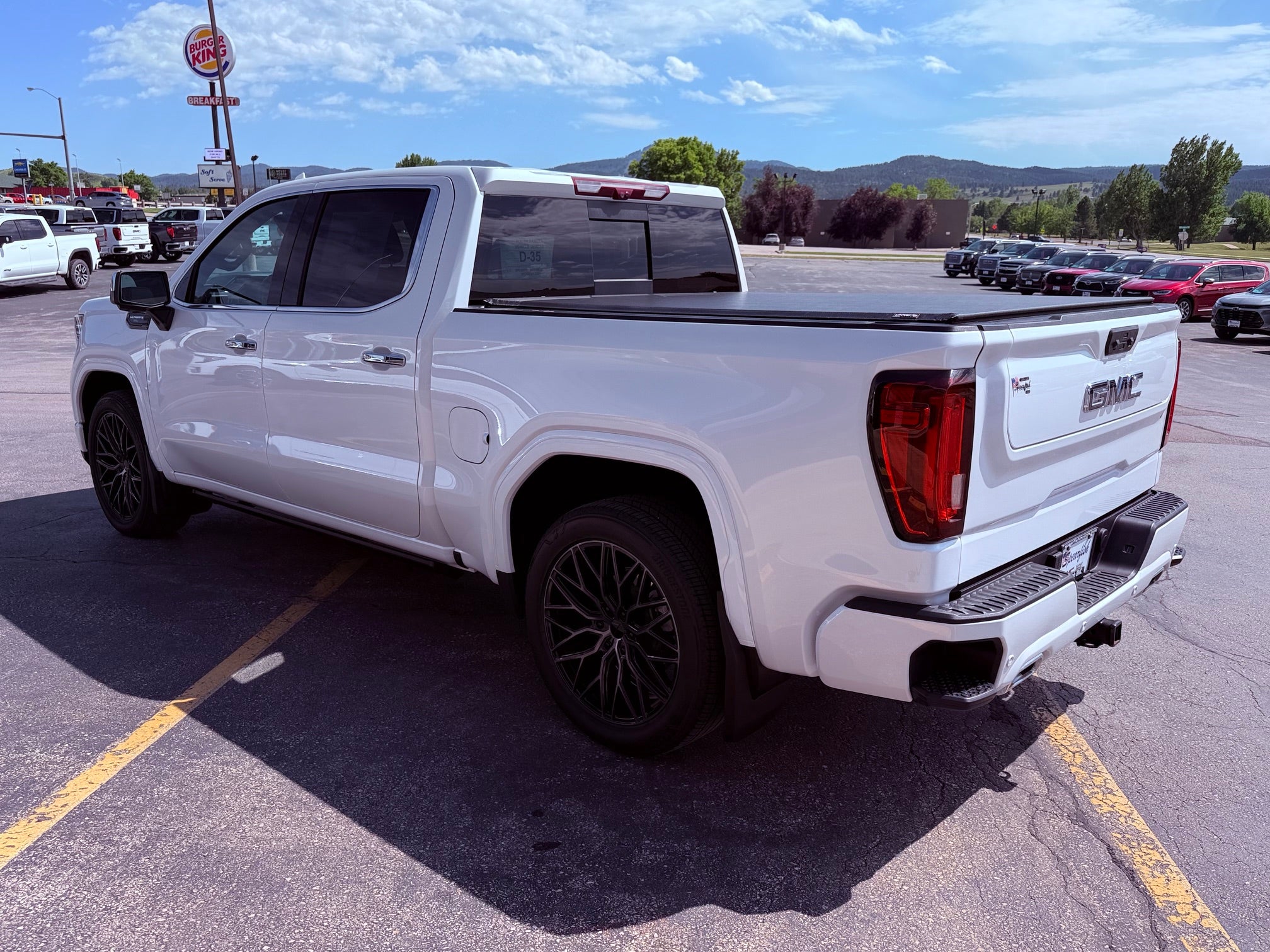 2024 GMC Sierra 1500 Crew Cab Short Box 4-Wheel Drive Denali Ultimate