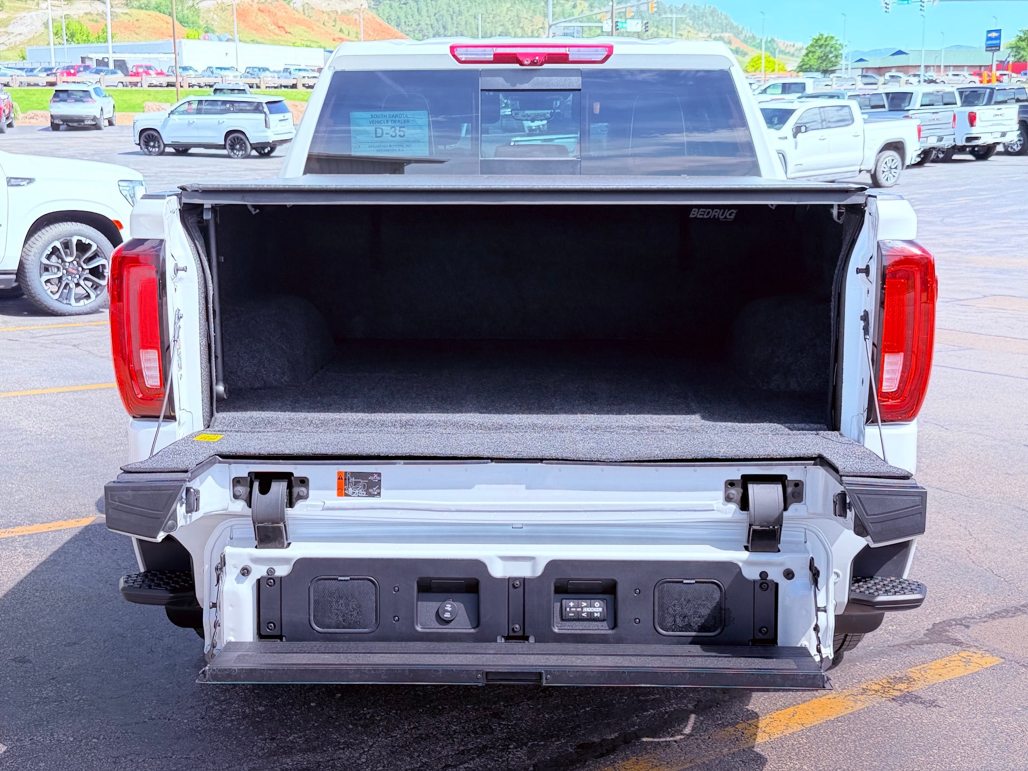 2024 GMC Sierra 1500 Crew Cab Short Box 4-Wheel Drive Denali Ultimate