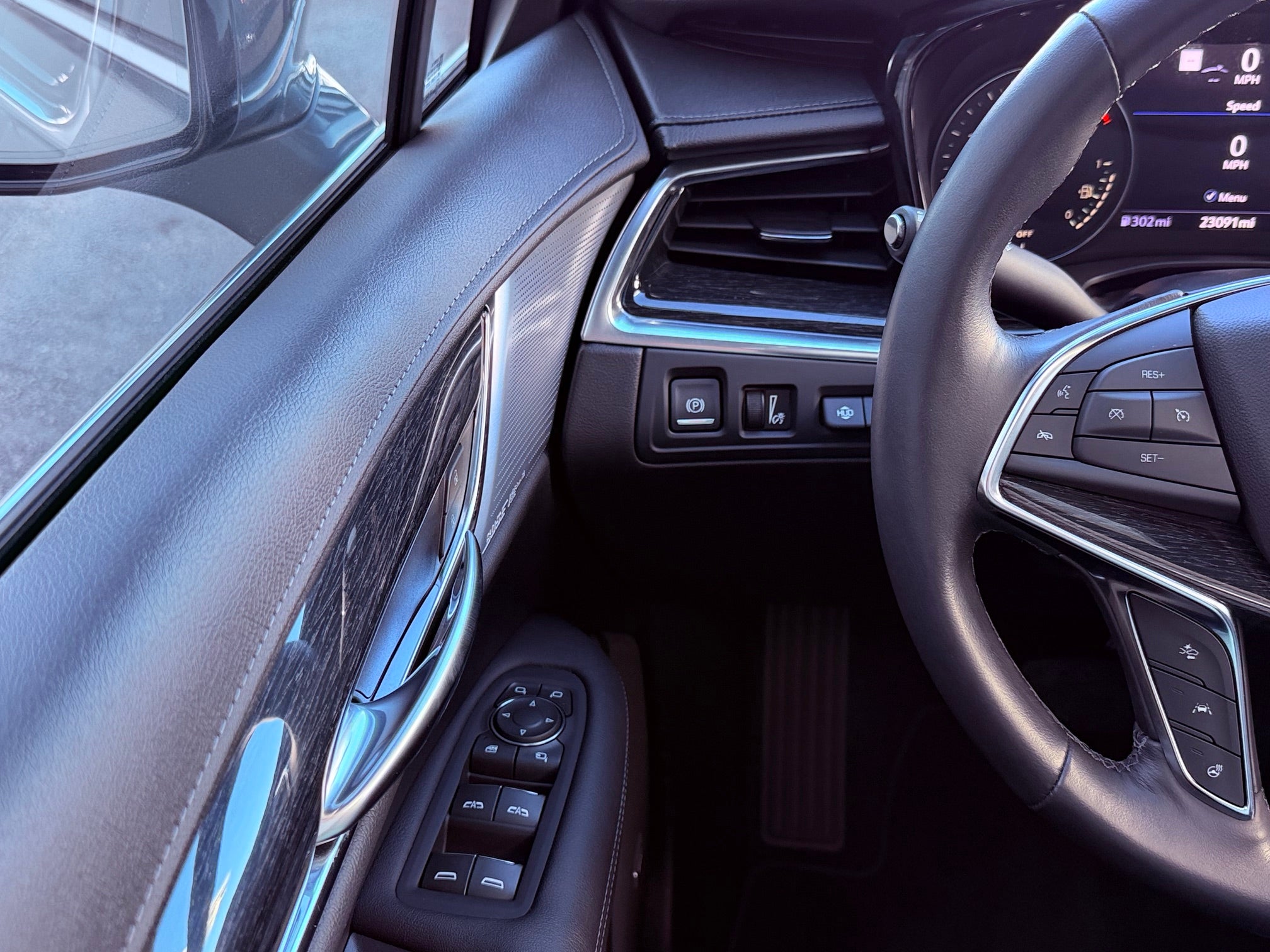 2023 Cadillac XT5 AWD Premium Luxury