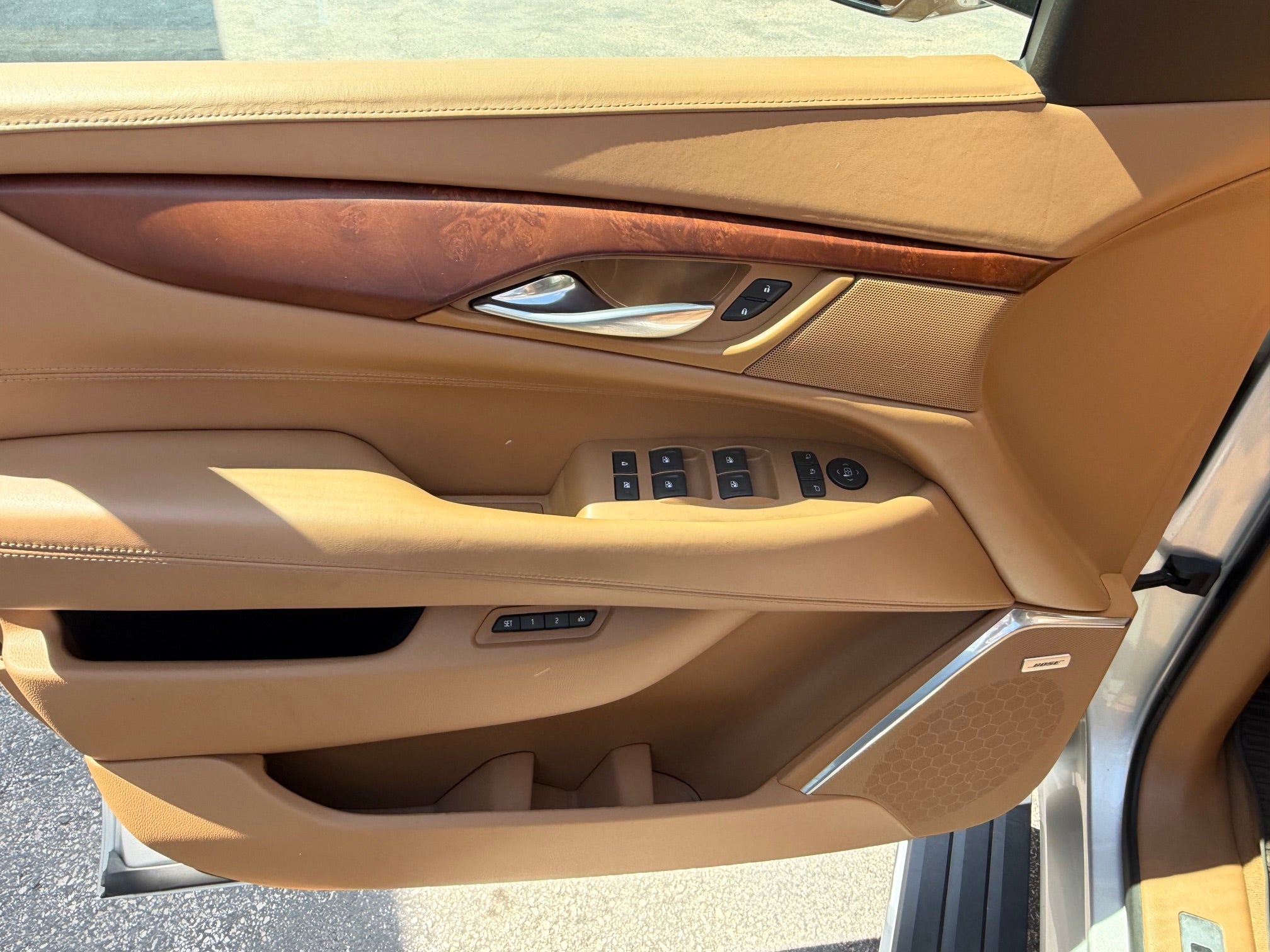 2016 Cadillac Escalade ESV 4WD Platinum