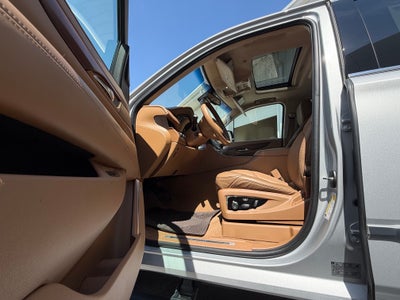 2016 Cadillac Escalade ESV 4WD Platinum