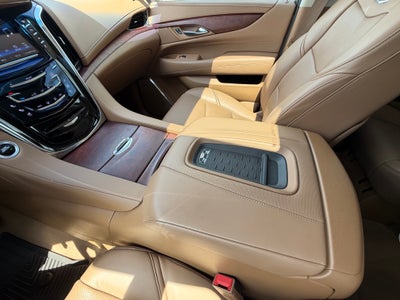 2016 Cadillac Escalade ESV 4WD Platinum