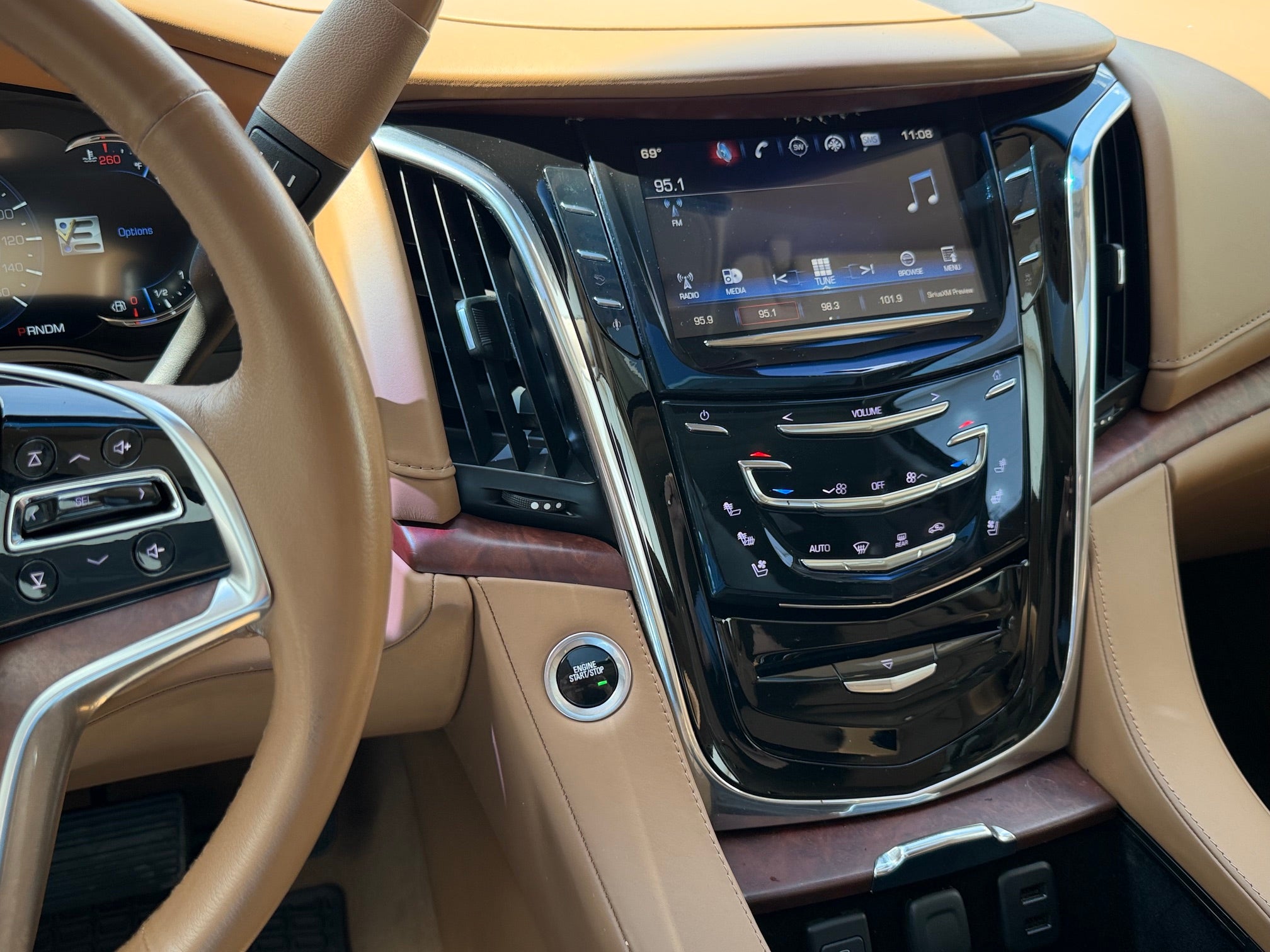 2016 Cadillac Escalade ESV 4WD Platinum
