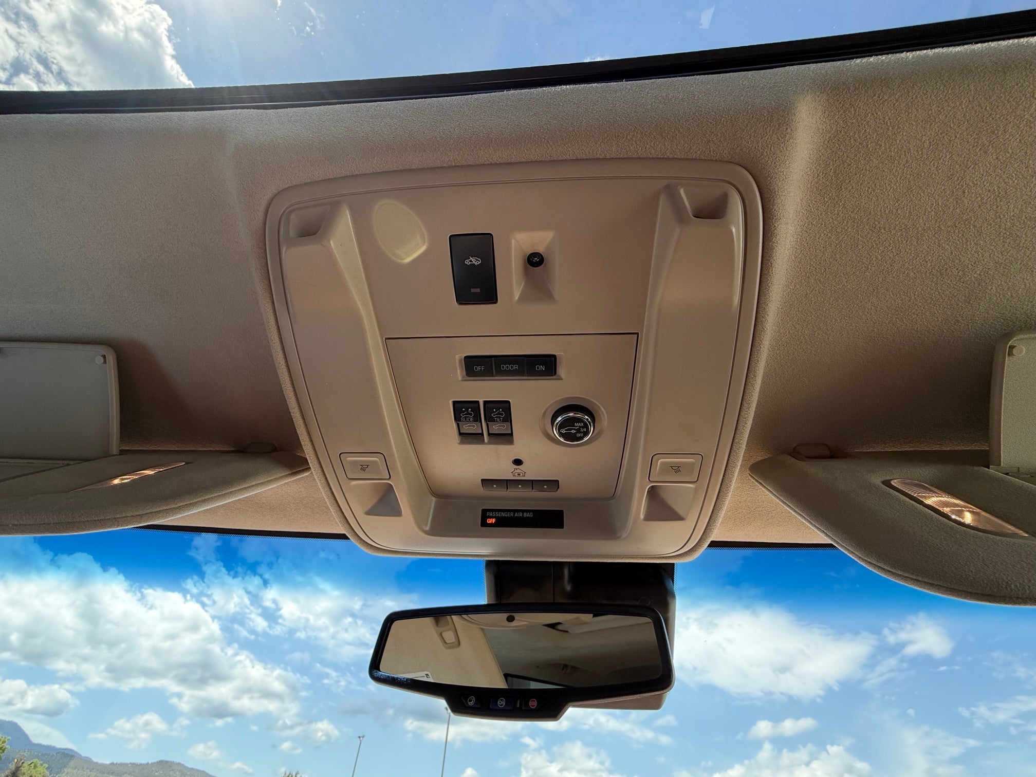 2016 Cadillac Escalade ESV 4WD Platinum