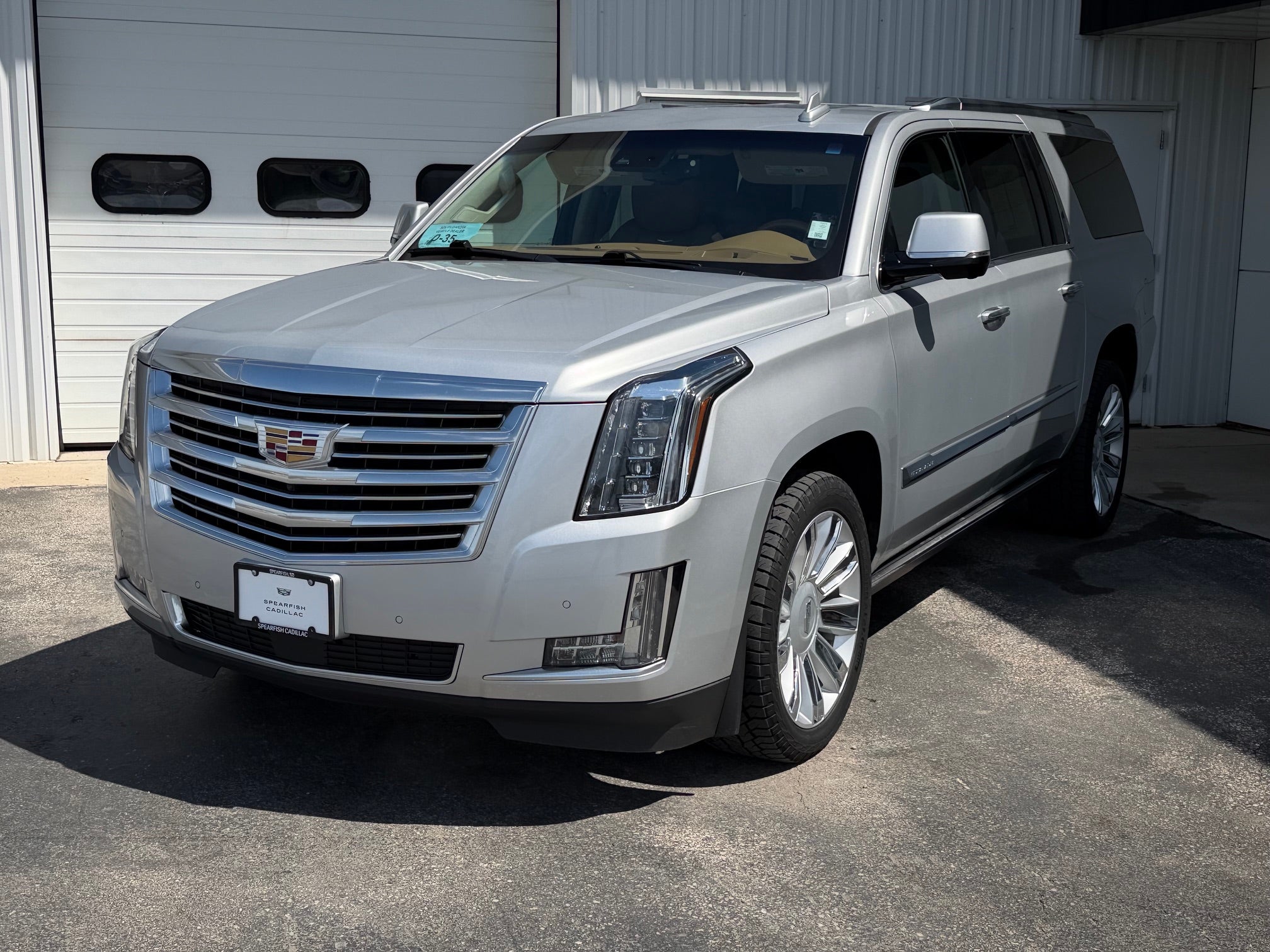 2016 Cadillac Escalade ESV 4WD Platinum