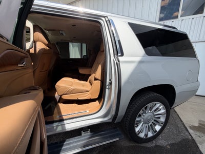 2016 Cadillac Escalade ESV 4WD Platinum
