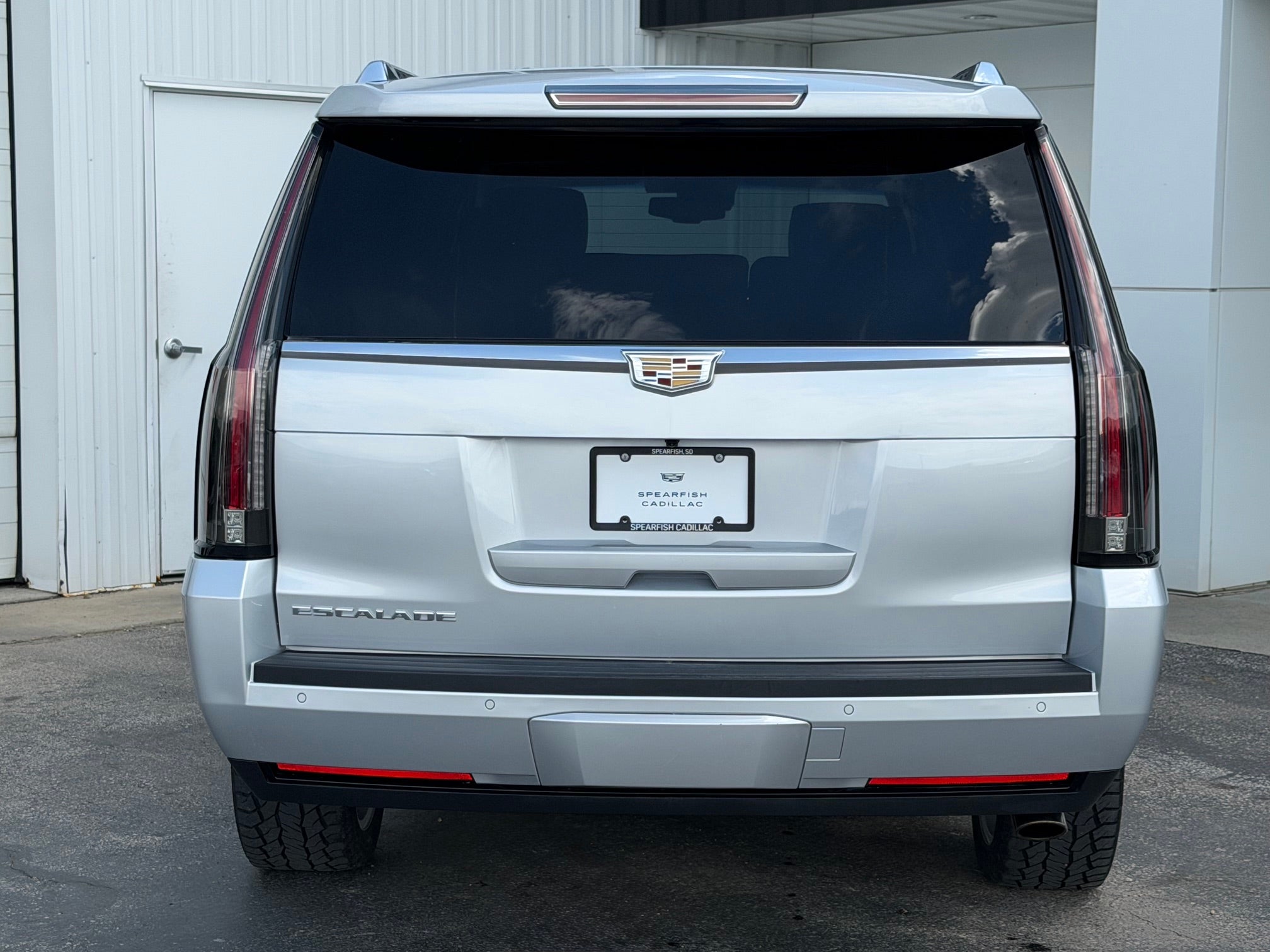 2016 Cadillac Escalade ESV 4WD Platinum