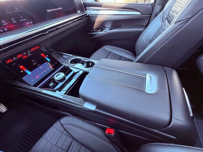 2025 Cadillac Escalade ESV Escalade-V ESV