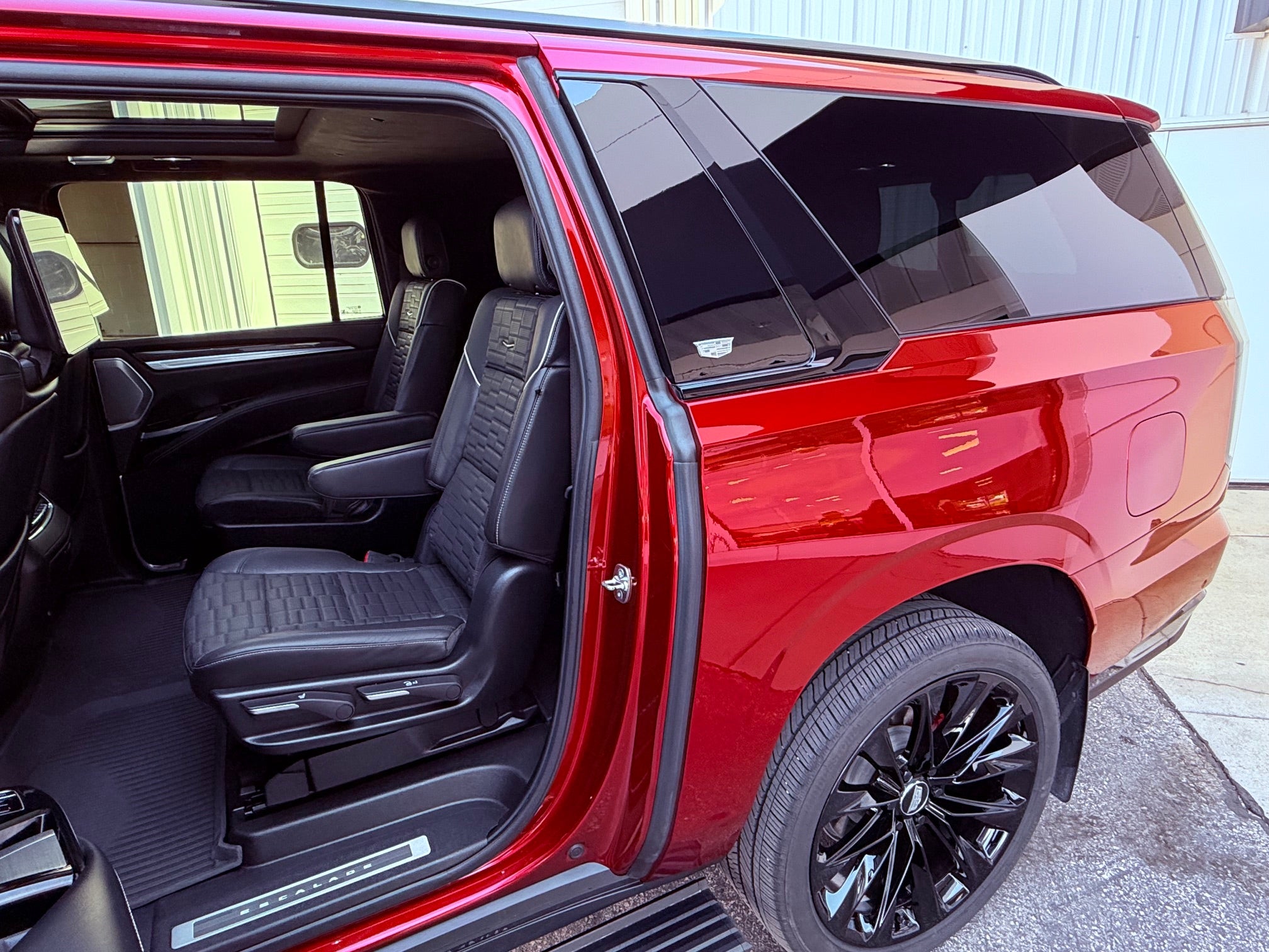 2025 Cadillac Escalade ESV Escalade-V ESV