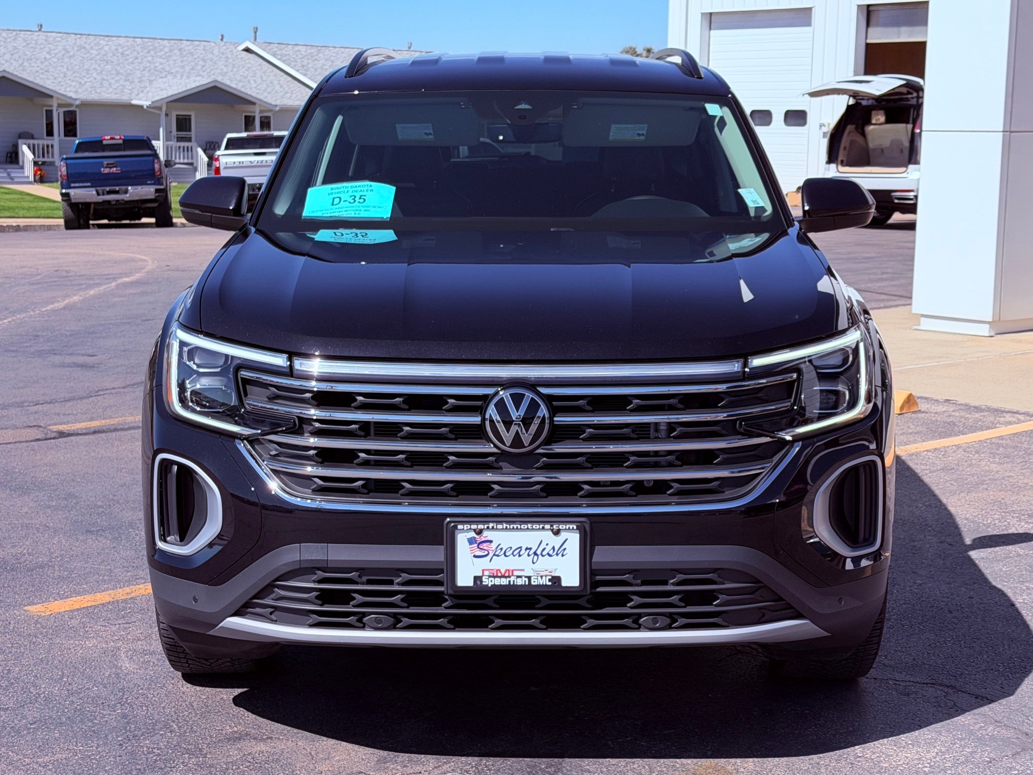 2024 Volkswagen Atlas 2.0T SE w/Technology