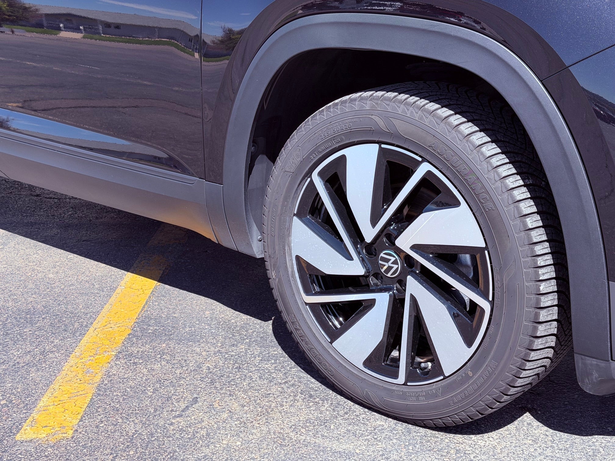 2024 Volkswagen Atlas 2.0T SE w/Technology