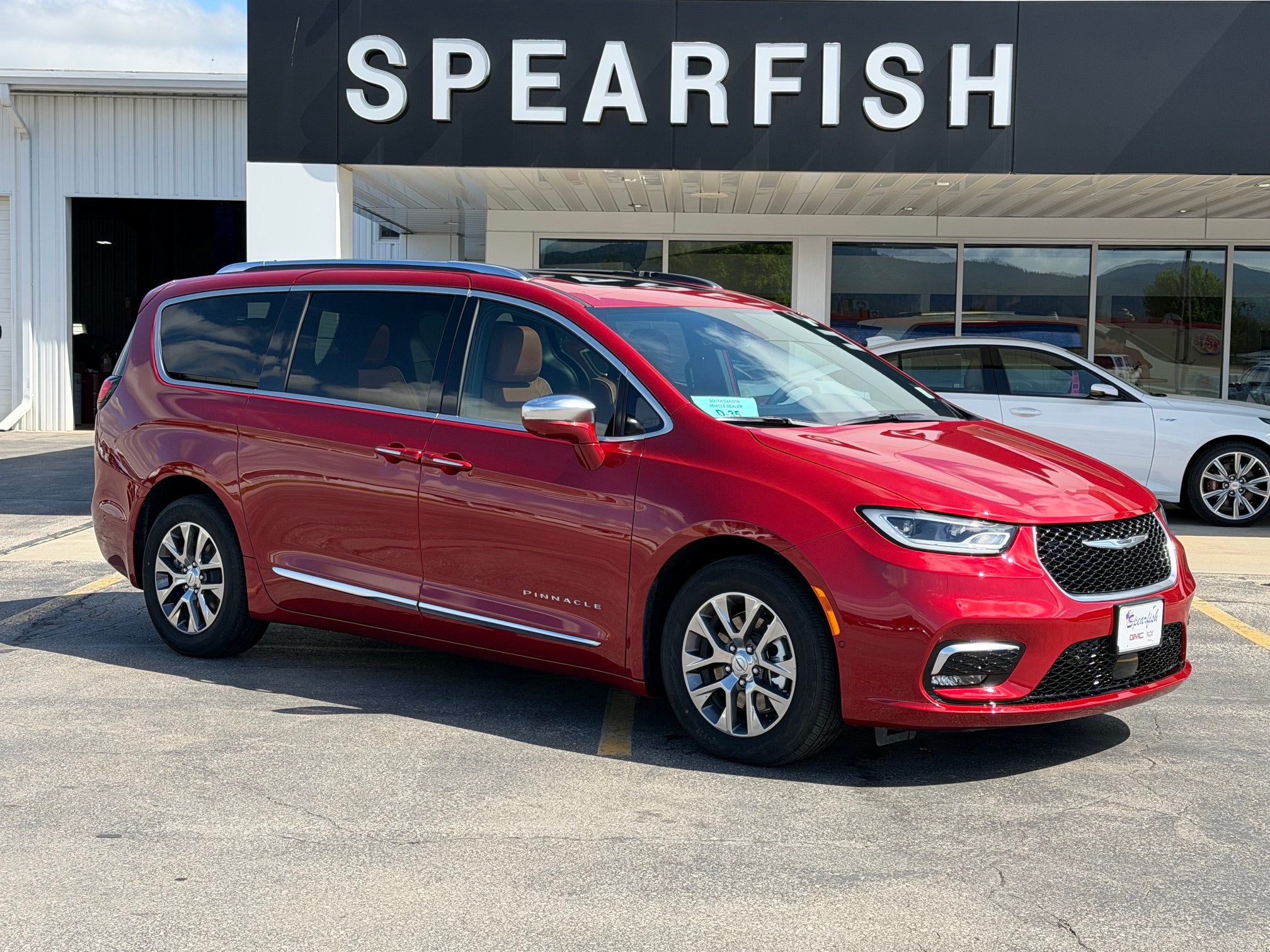 2024 Chrysler Pacifica Hybrid Hybrid Pinnacle FWD