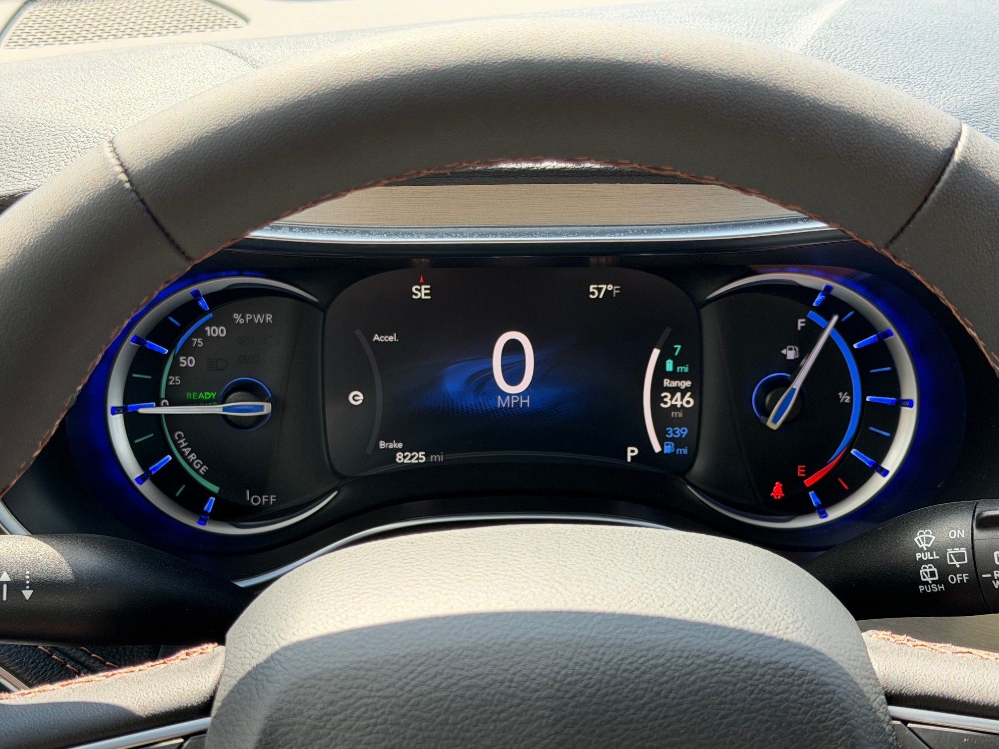 2024 Chrysler Pacifica Hybrid Hybrid Pinnacle FWD