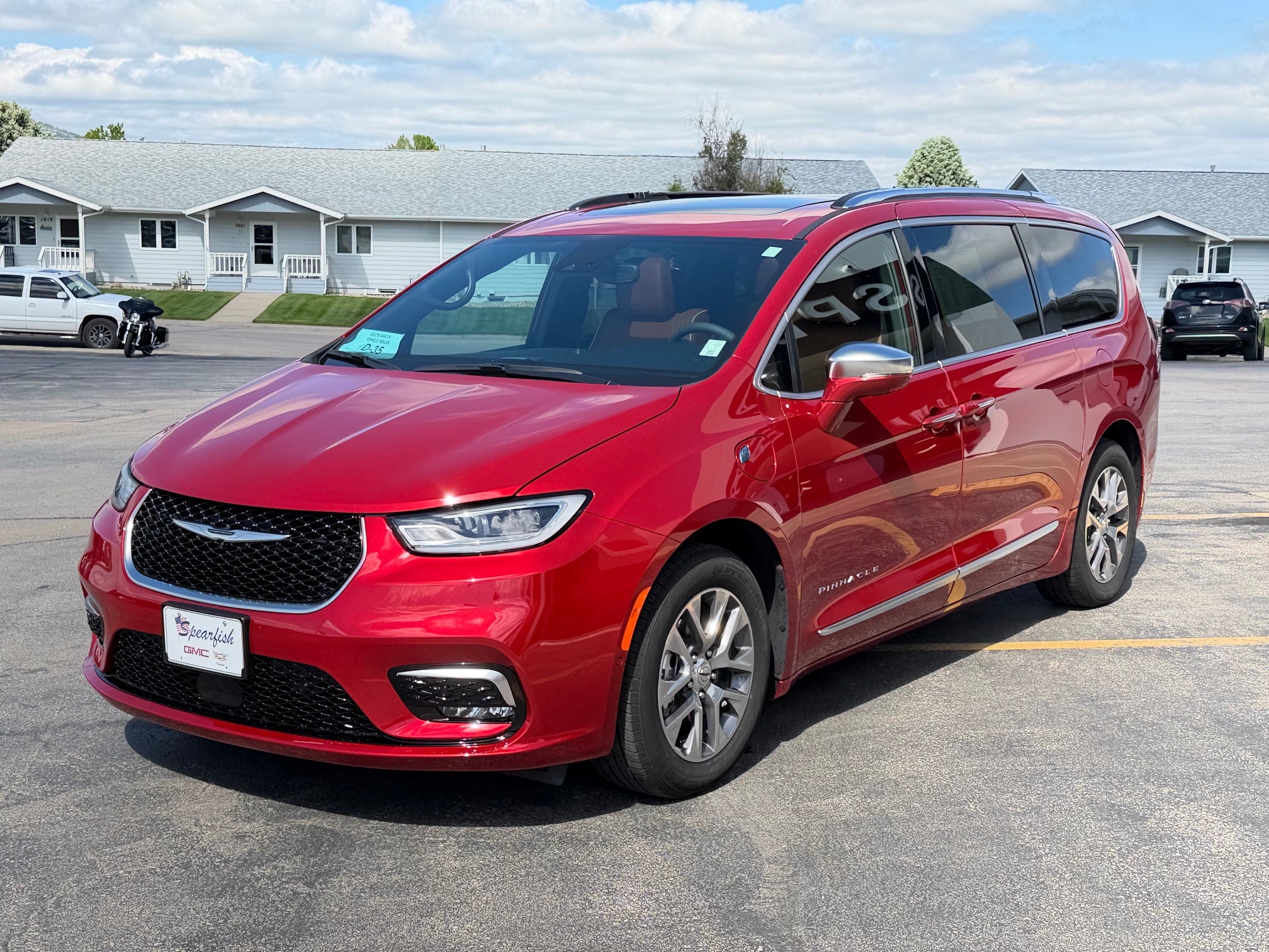 2024 Chrysler Pacifica Hybrid Hybrid Pinnacle FWD