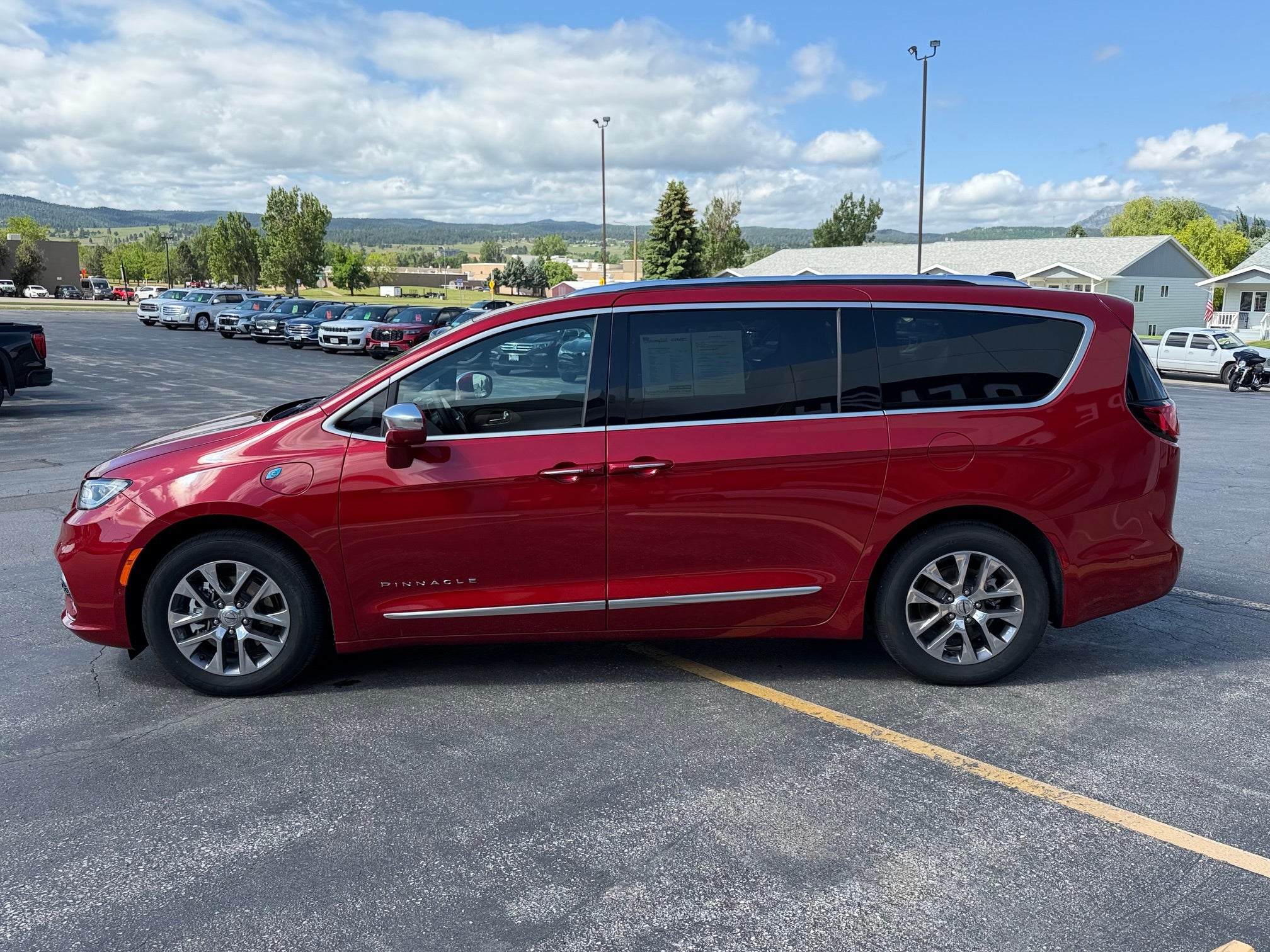 2024 Chrysler Pacifica Hybrid Hybrid Pinnacle FWD
