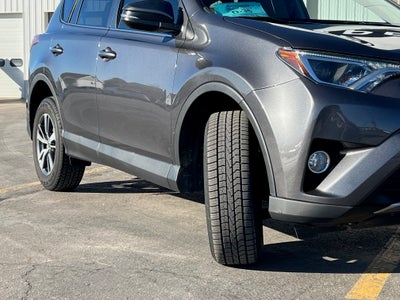 2018 Toyota RAV4 XLE AWD (Natl)