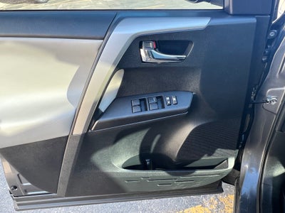 2018 Toyota RAV4 XLE AWD (Natl)