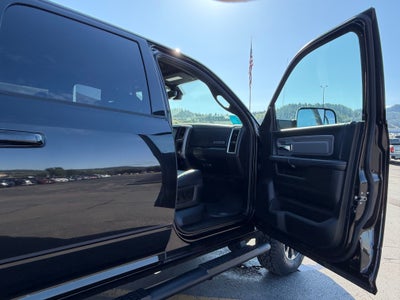 2018 RAM 2500 Power Wagon 4x4 Crew Cab 6'4" Box