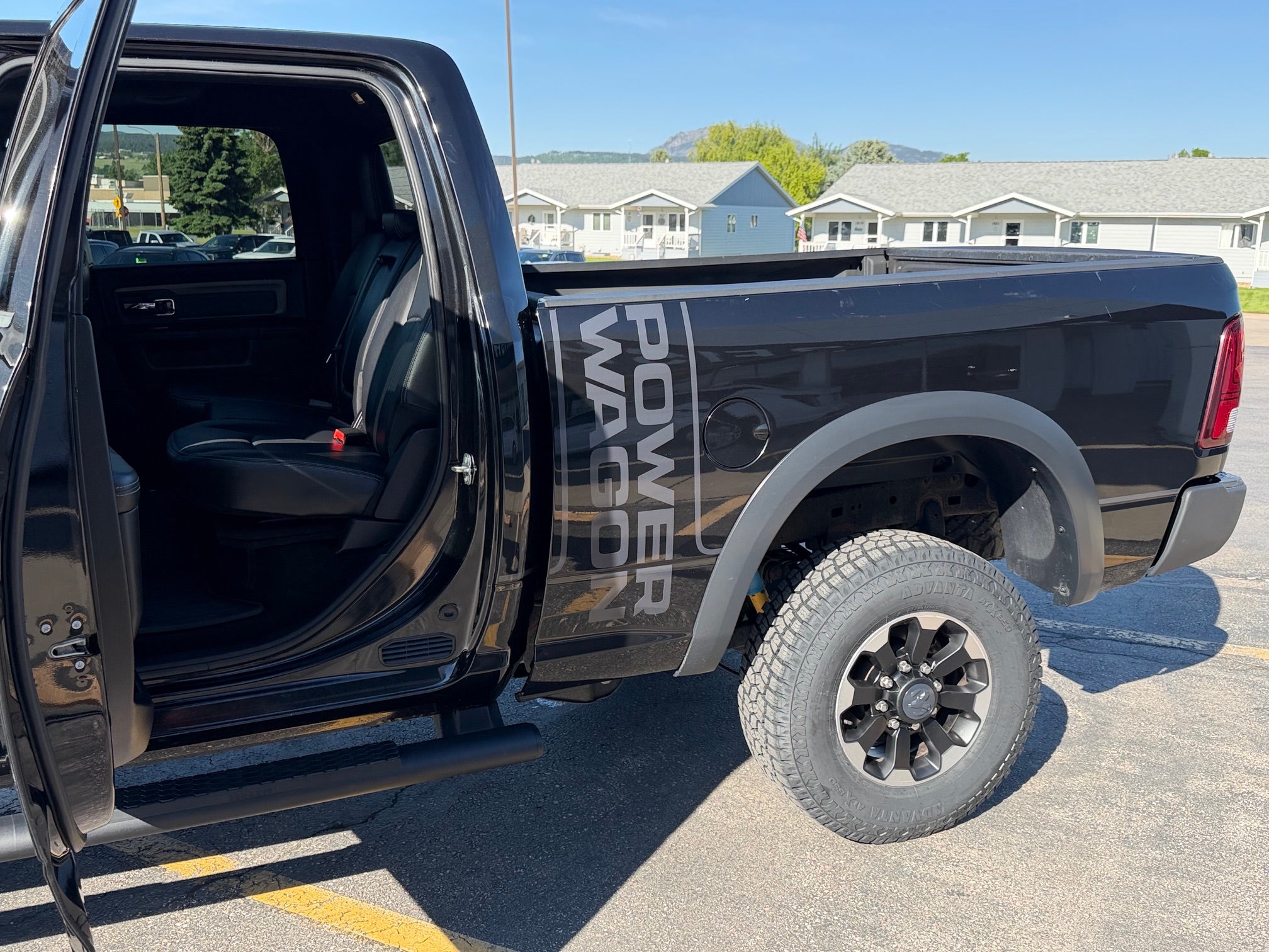 2018 RAM 2500 Power Wagon 4x4 Crew Cab 6'4" Box