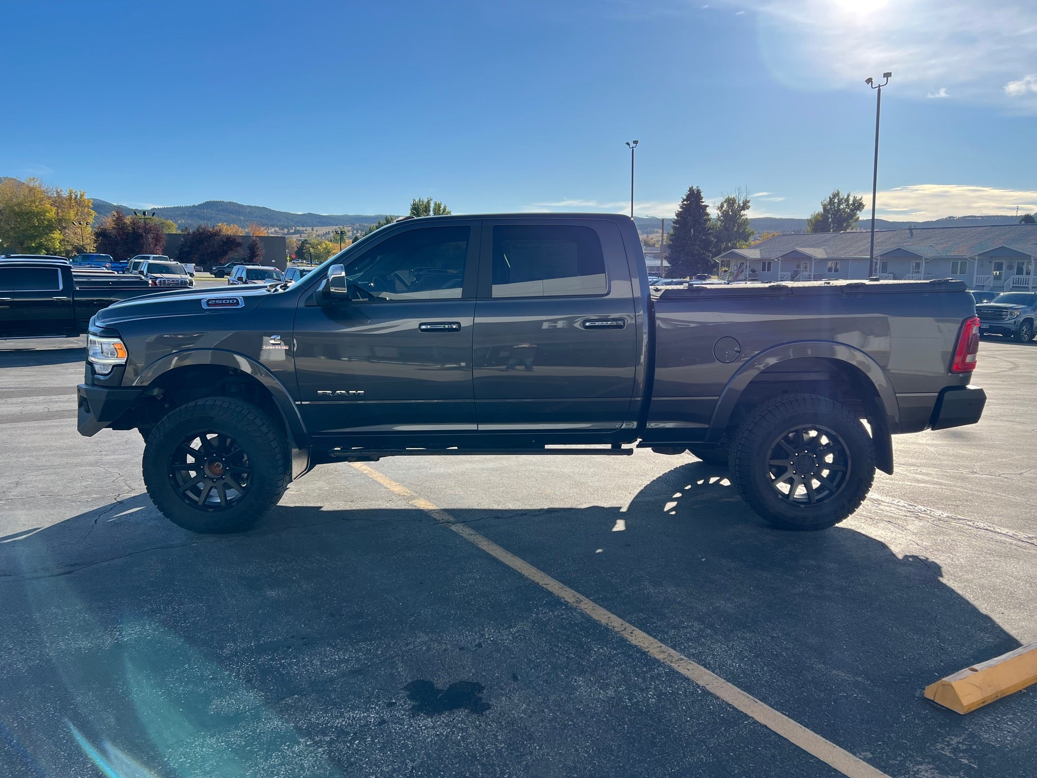 2022 RAM 2500 Laramie 4x4 Crew Cab 6'4" Box