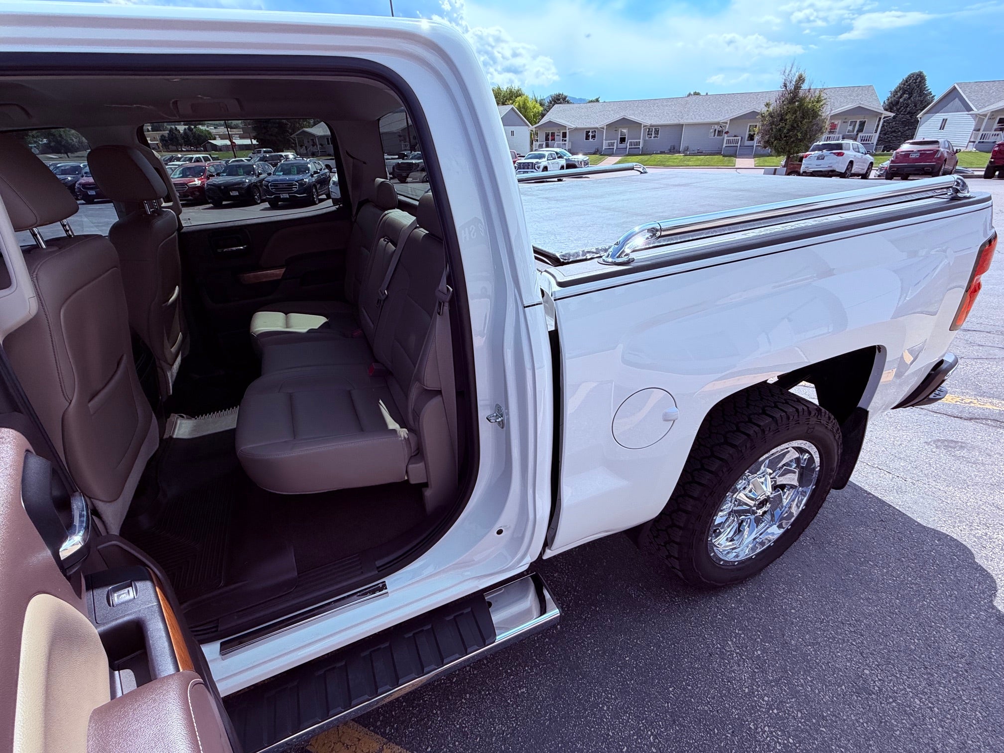 2014 Chevrolet Silverado 1500 Crew Cab Short Box 4-Wheel Drive LTZ w/1LZ