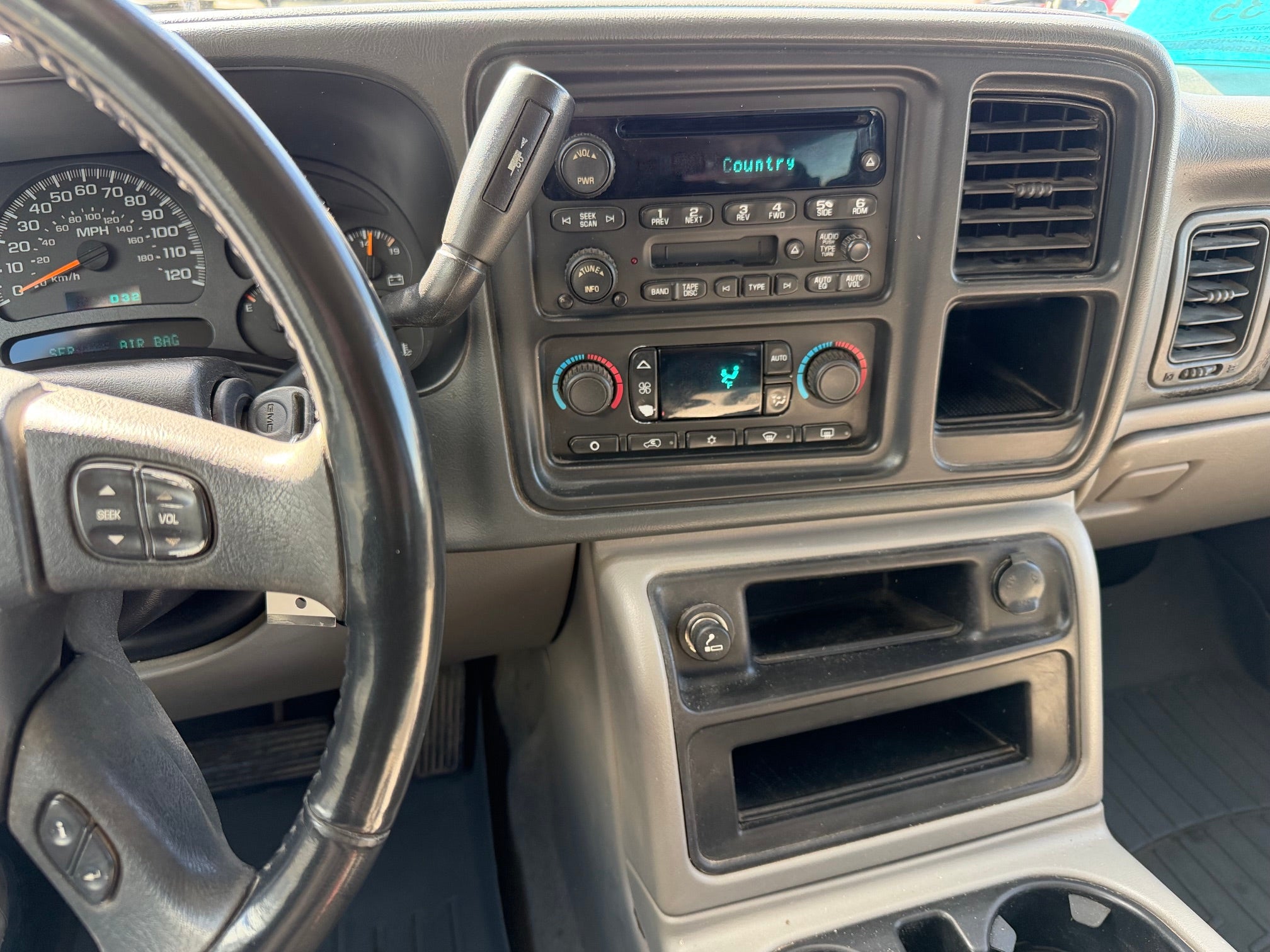 2005 GMC Yukon XL SLE
