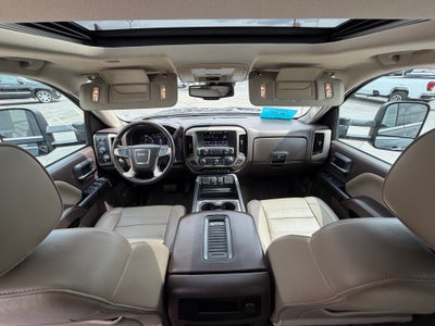 2016 GMC Sierra 1500 Crew Cab Short Box 4-Wheel Drive Denali