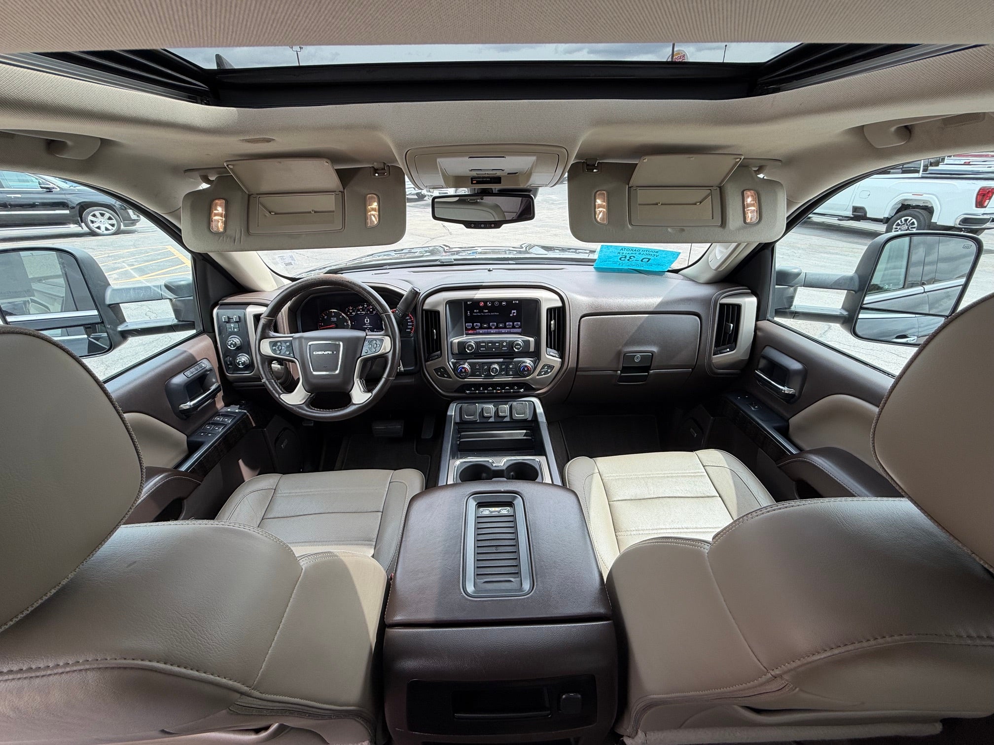 2016 GMC Sierra 1500 Crew Cab Short Box 4-Wheel Drive Denali