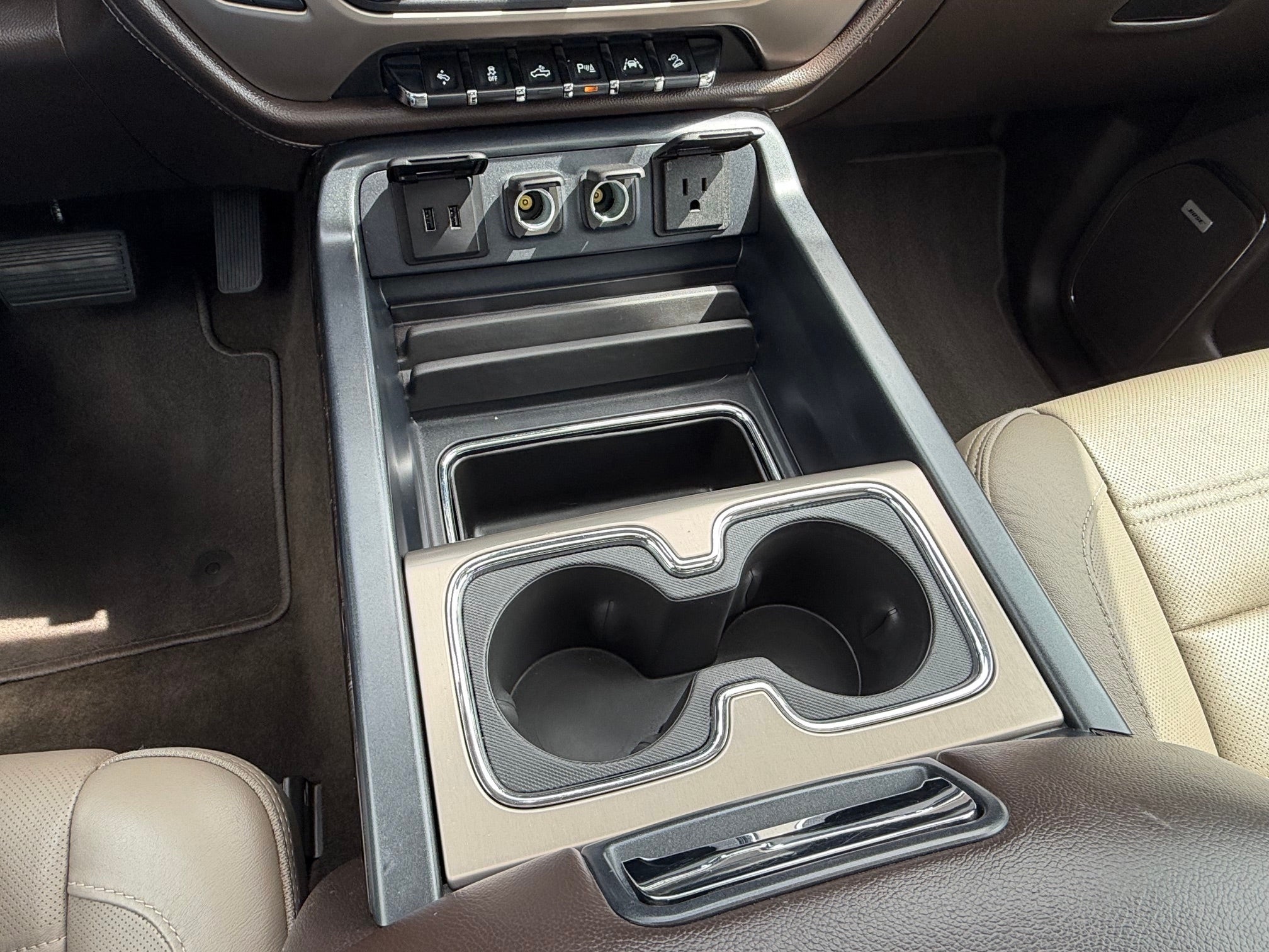 2016 GMC Sierra 1500 Crew Cab Short Box 4-Wheel Drive Denali