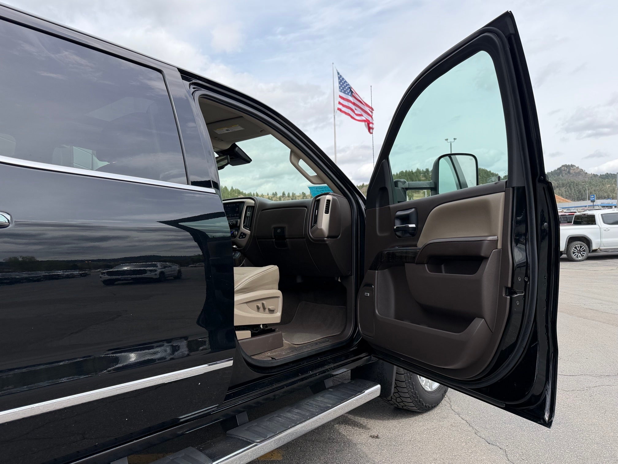 2016 GMC Sierra 1500 Crew Cab Short Box 4-Wheel Drive Denali