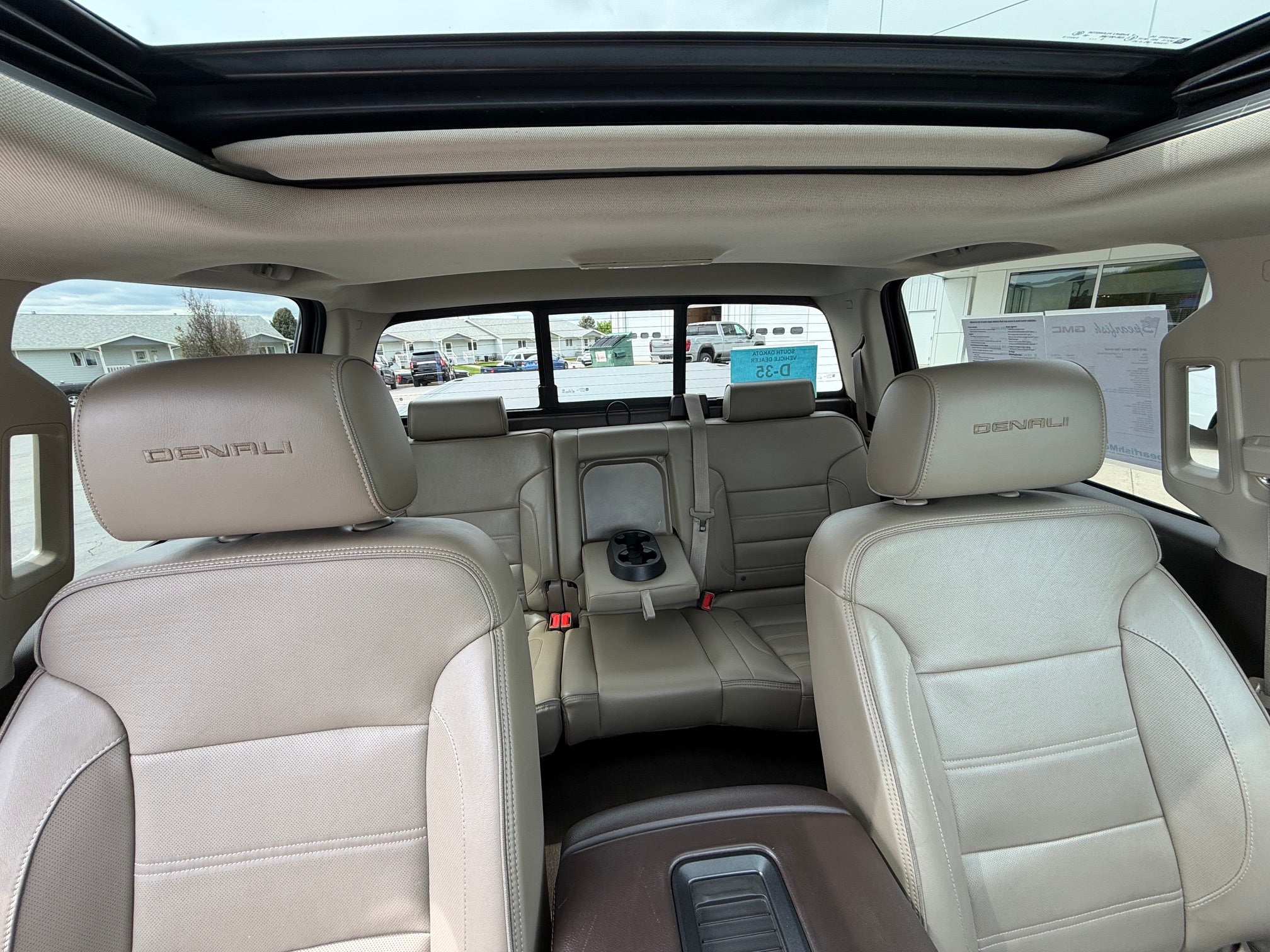 2016 GMC Sierra 1500 Crew Cab Short Box 4-Wheel Drive Denali