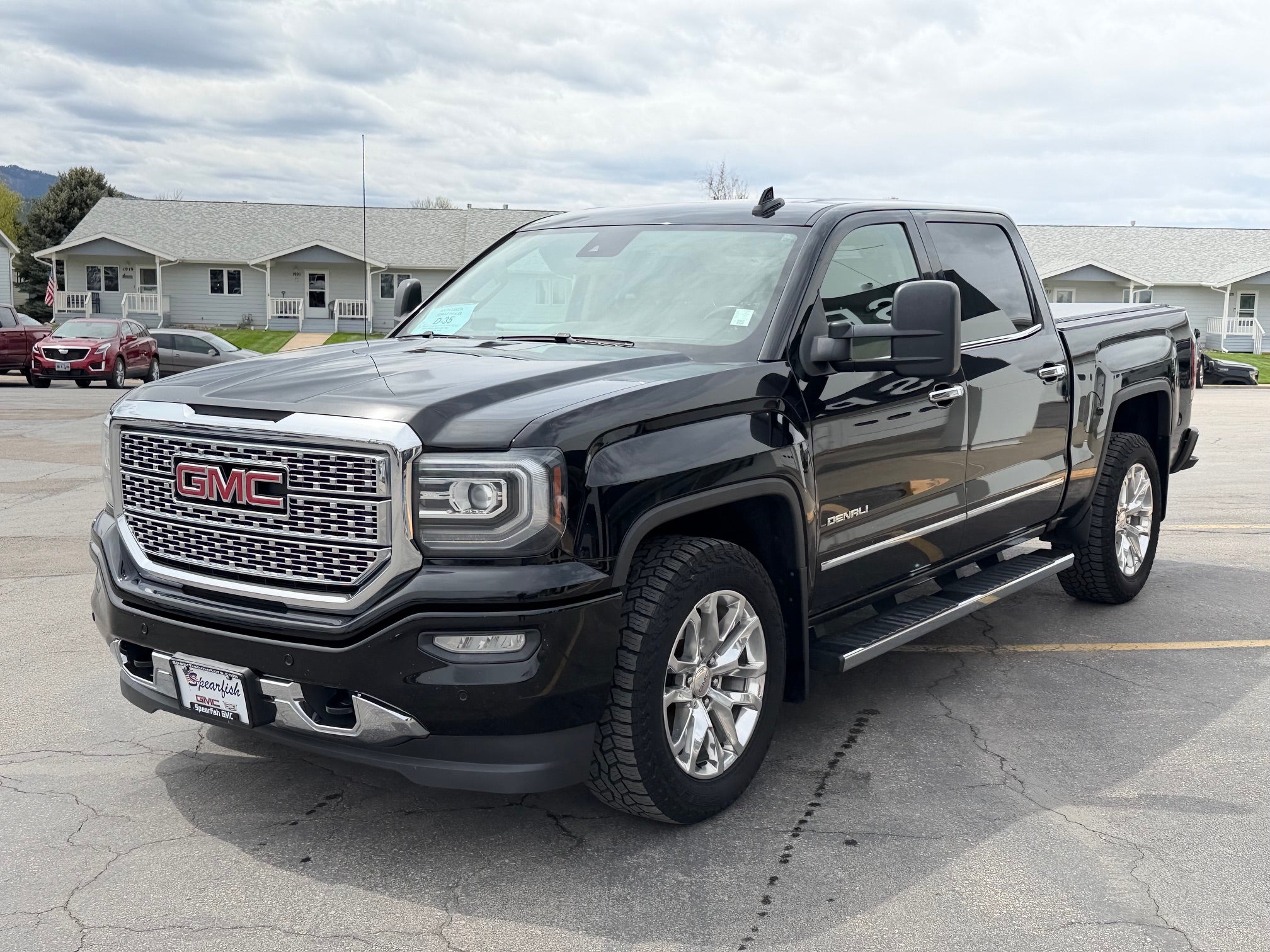 2016 GMC Sierra 1500 Crew Cab Short Box 4-Wheel Drive Denali