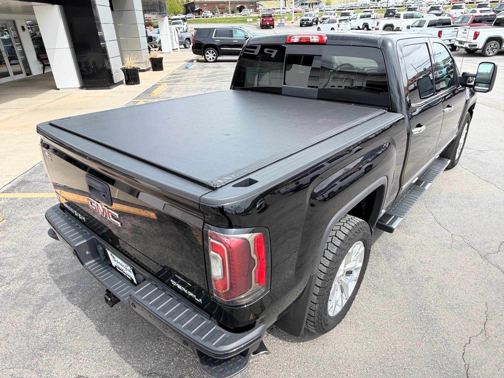 2016 GMC Sierra 1500 Crew Cab Short Box 4-Wheel Drive Denali