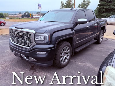 2017 GMC Sierra 1500 Crew Cab Short Box 4-Wheel Drive Denali