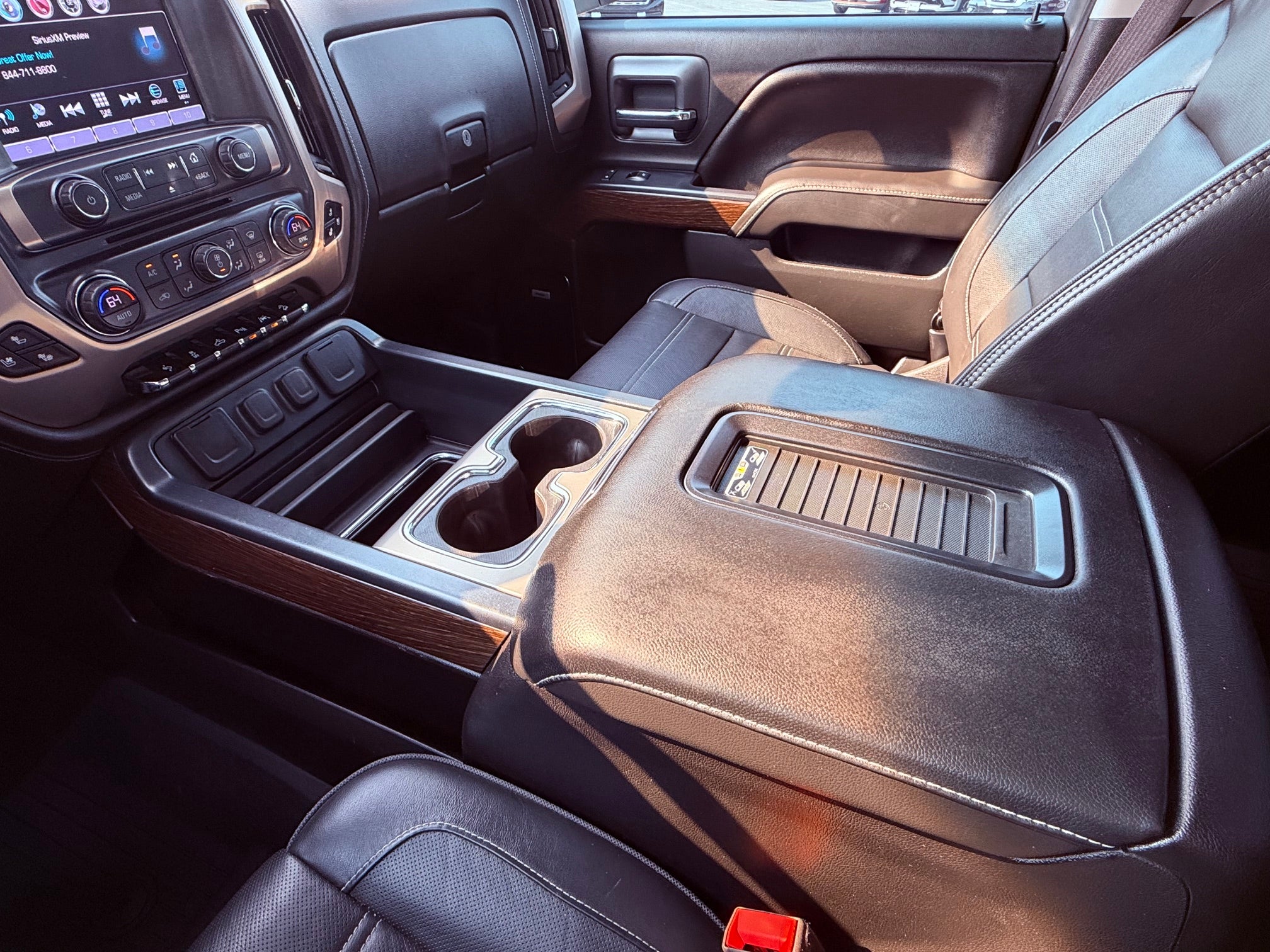 2017 GMC Sierra 1500 Crew Cab Short Box 4-Wheel Drive Denali