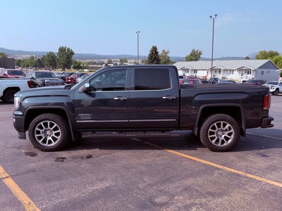 2017 GMC Sierra 1500 Crew Cab Short Box 4-Wheel Drive Denali