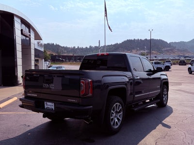 2017 GMC Sierra 1500 Crew Cab Short Box 4-Wheel Drive Denali