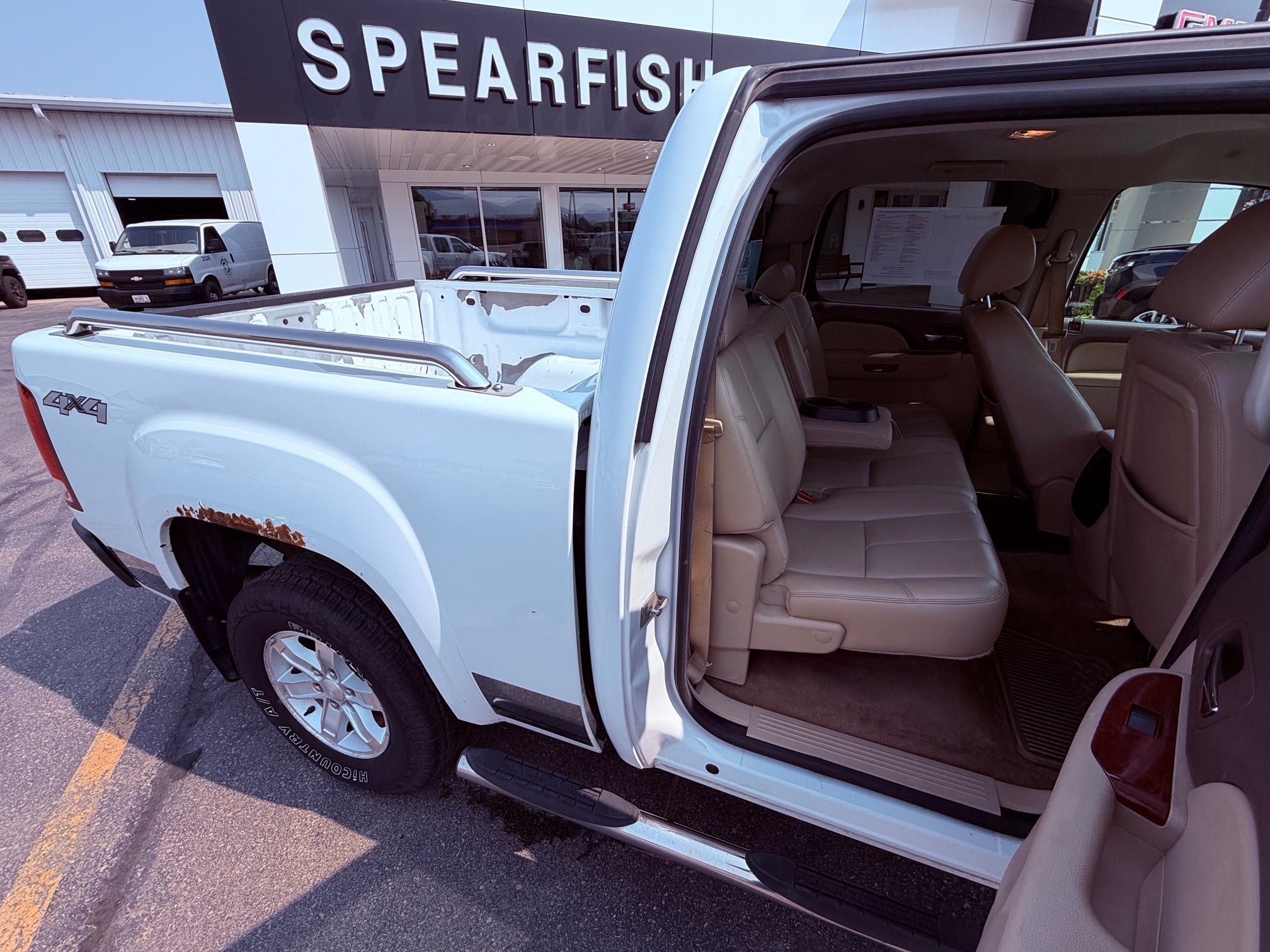 2012 GMC Sierra 1500 Crew Cab Short Box 4-Wheel Drive SLT