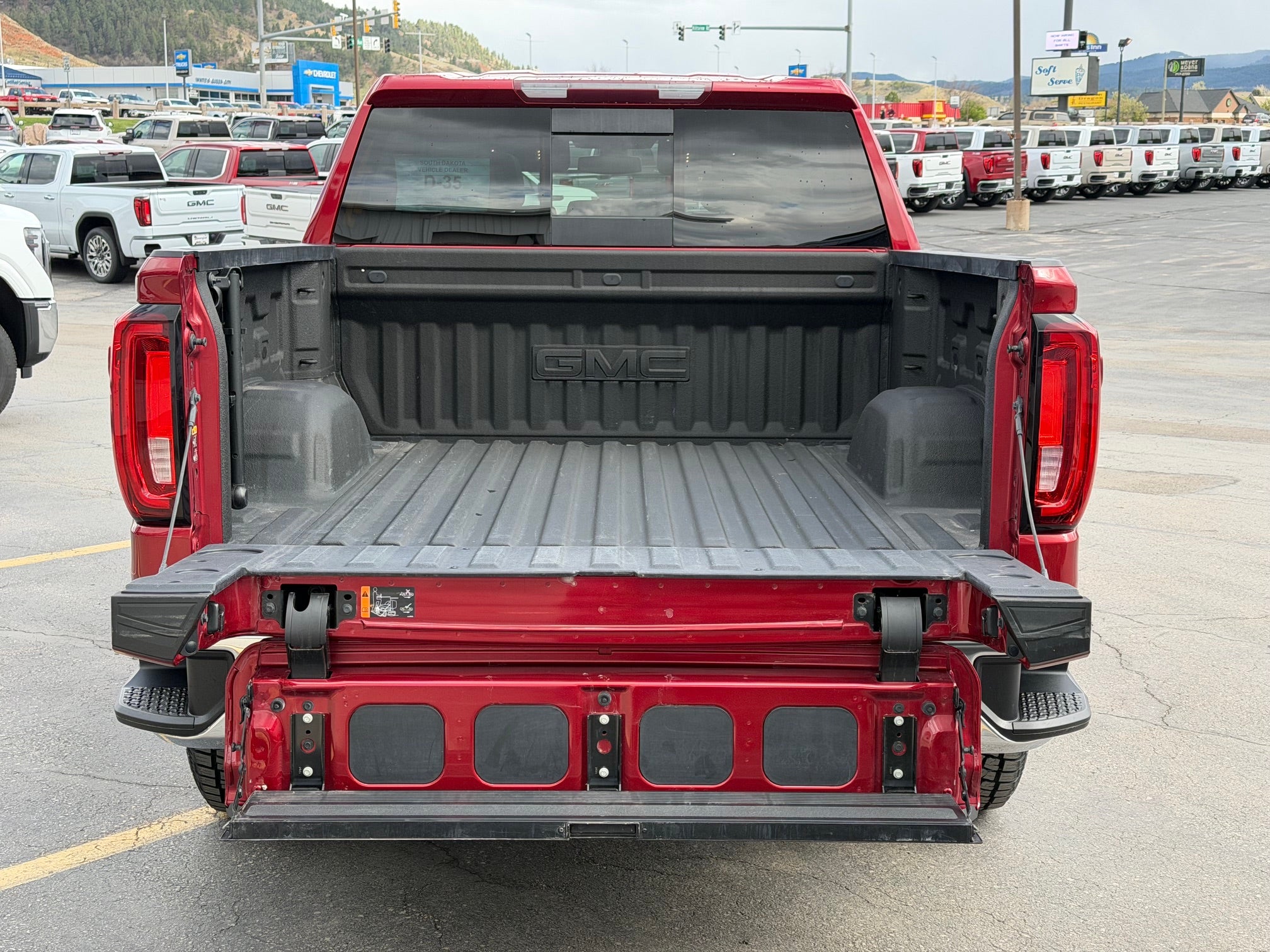 2019 GMC Sierra 1500 SLT