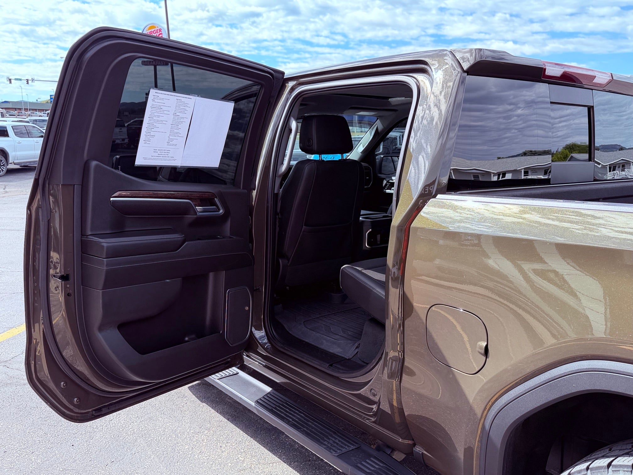 2023 GMC Sierra 1500 Elevation