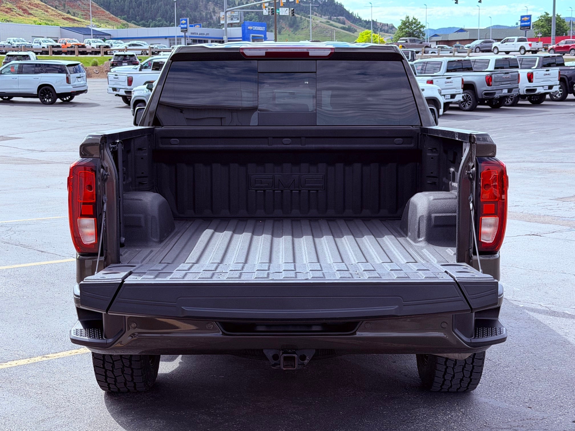 2023 GMC Sierra 1500 Elevation