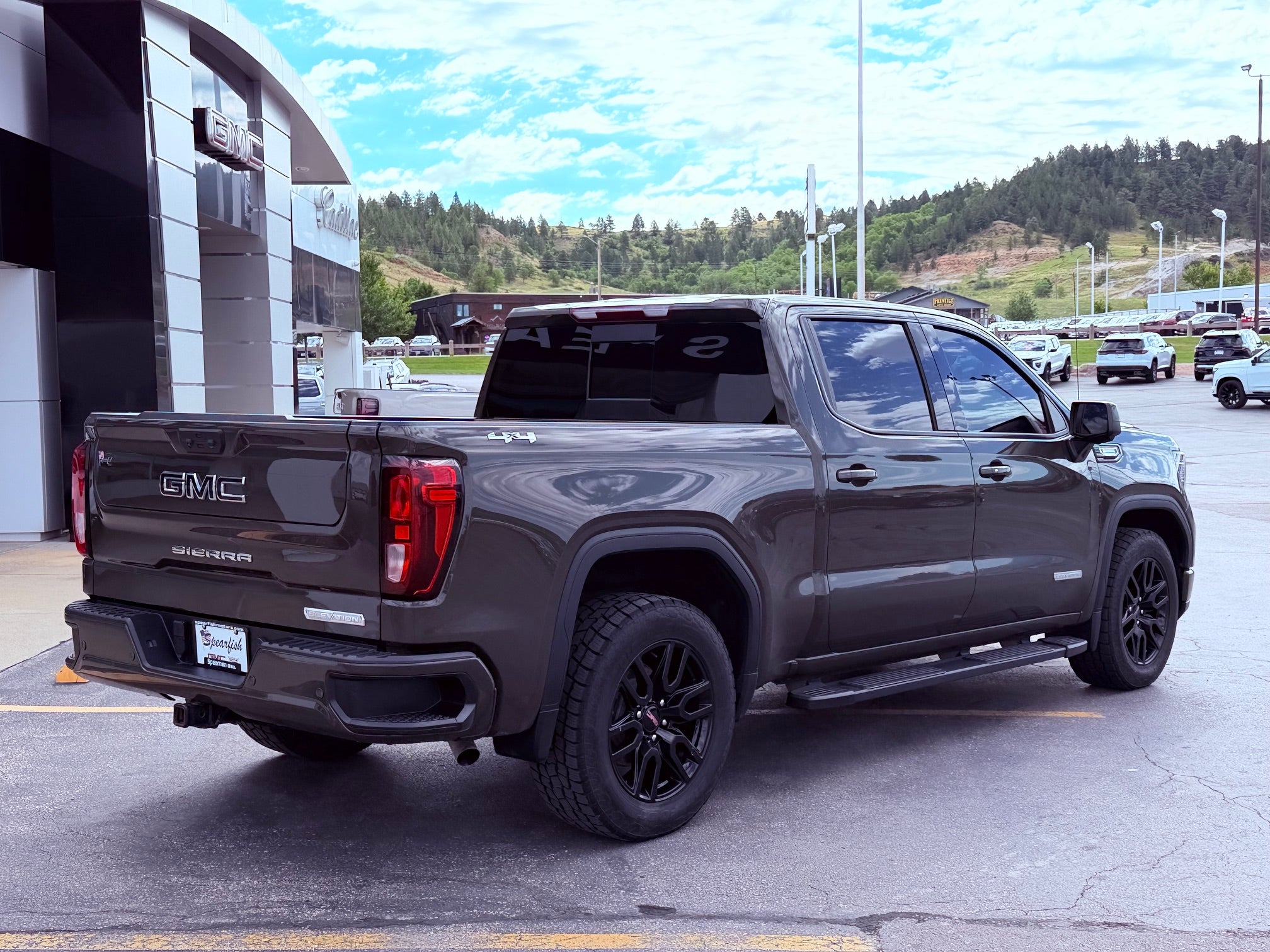 2023 GMC Sierra 1500 Elevation