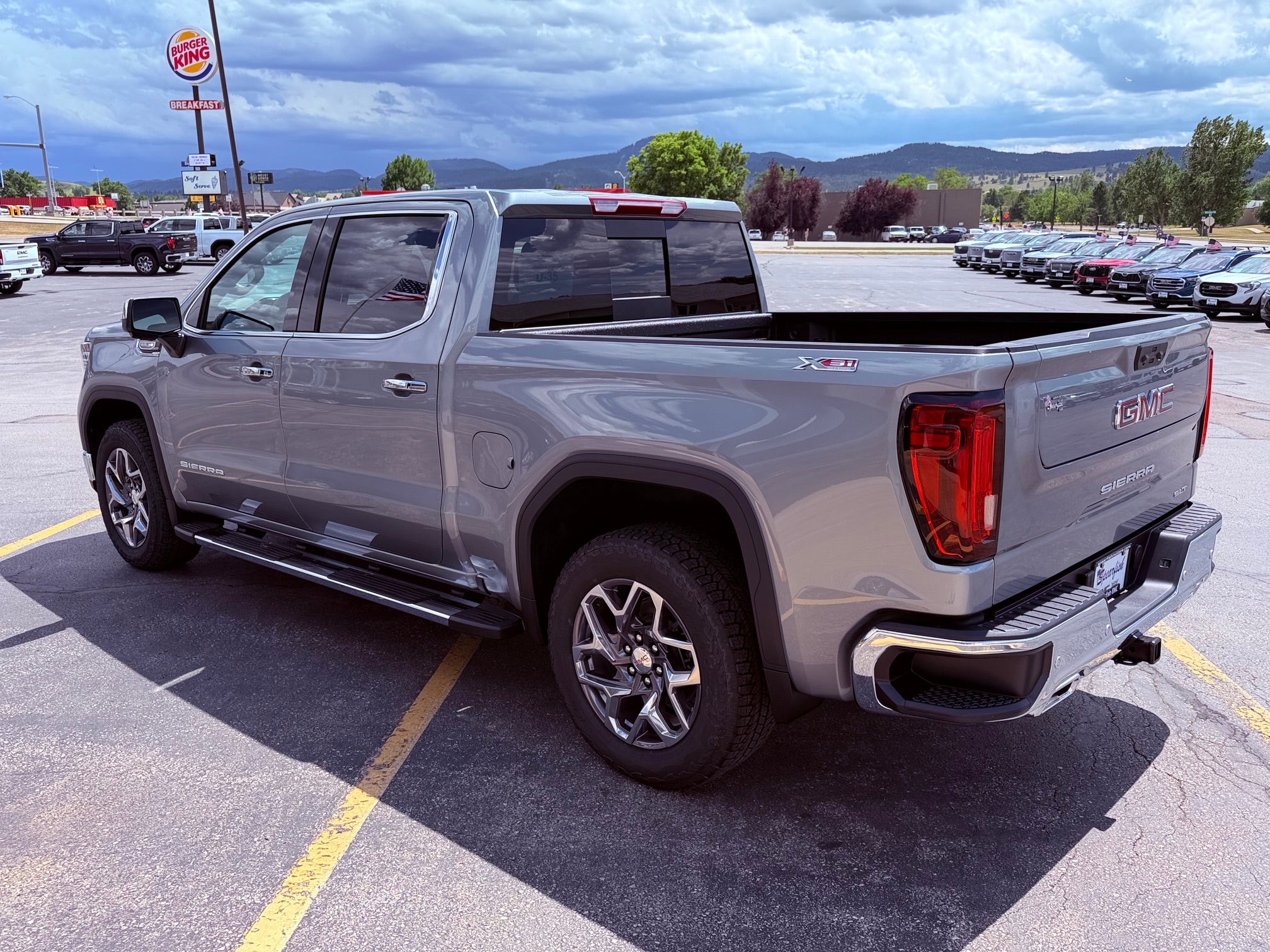 2026 GMC Sierra 1500 SLT
