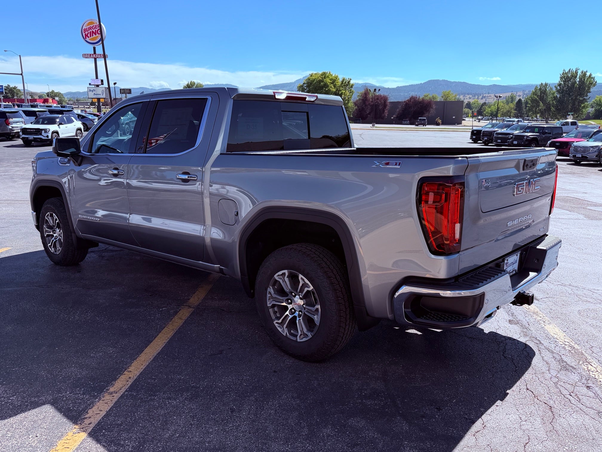 2026 GMC Sierra 1500 SLT