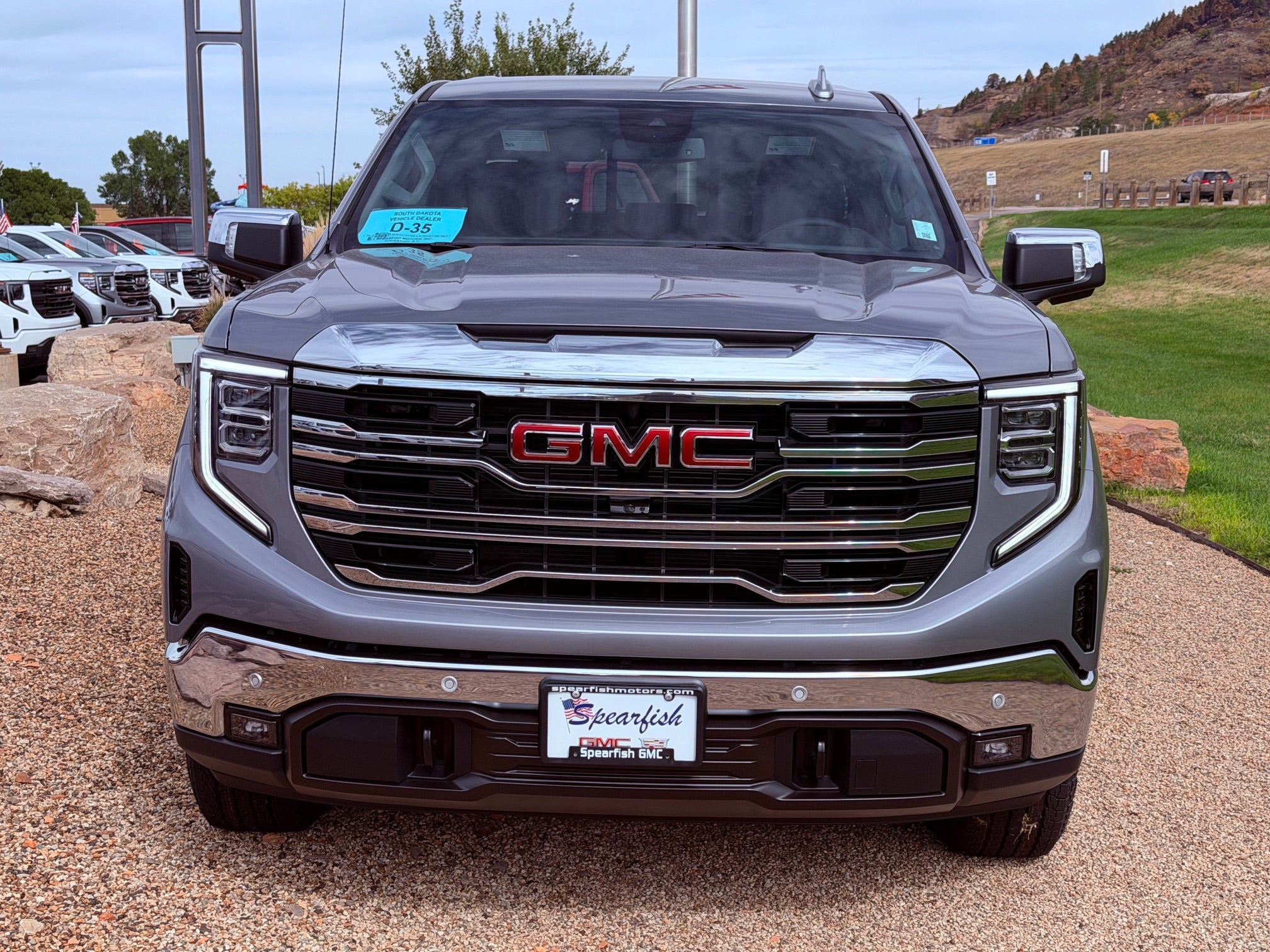 2026 GMC Sierra 1500 SLT