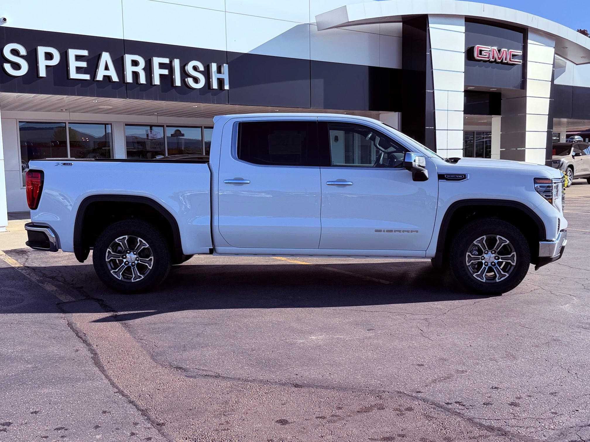 2026 GMC Sierra 1500 SLT