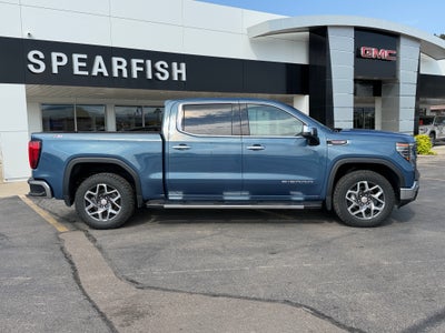 2024 GMC Sierra 1500 SLT