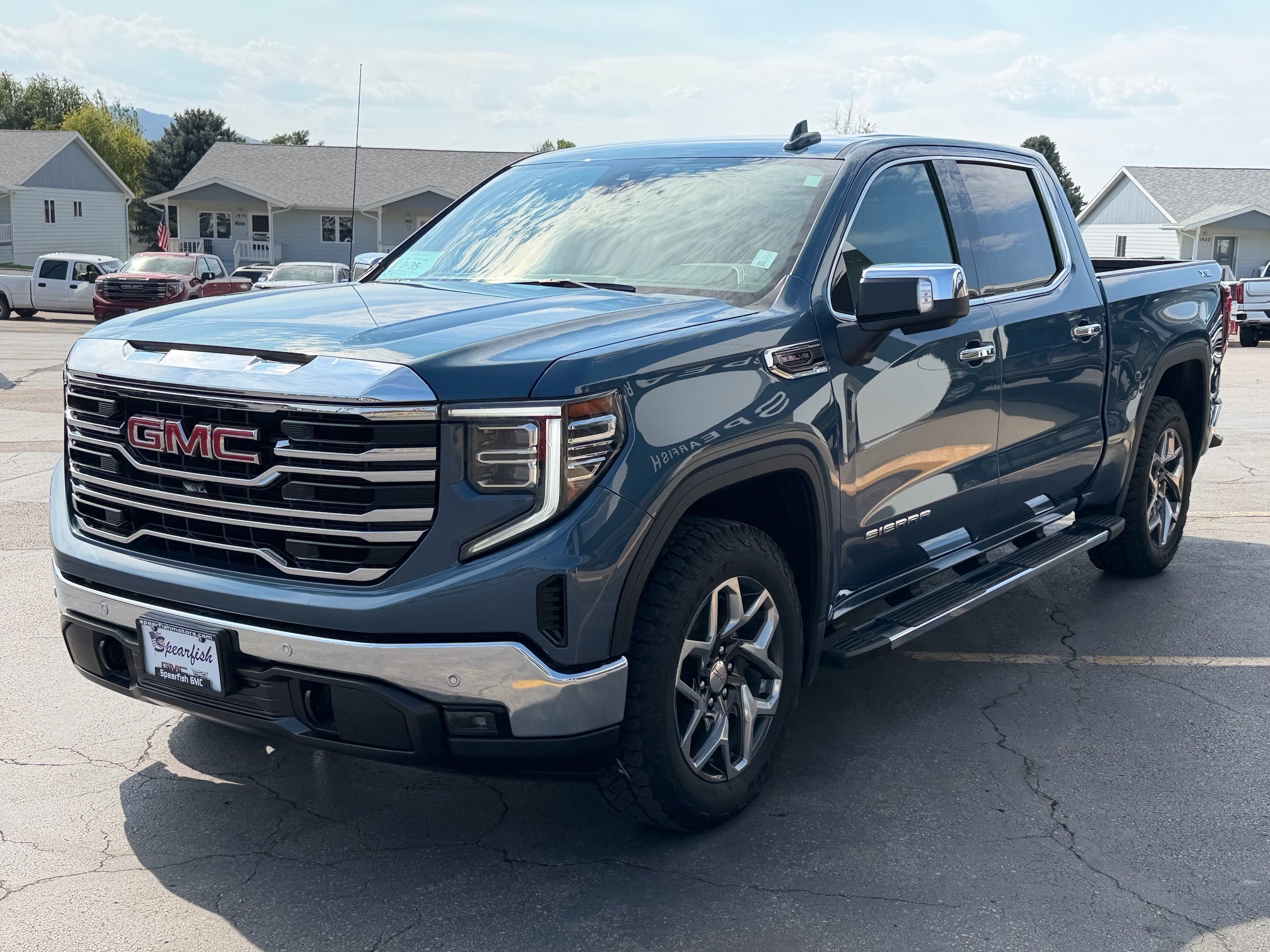 2024 GMC Sierra 1500 SLT
